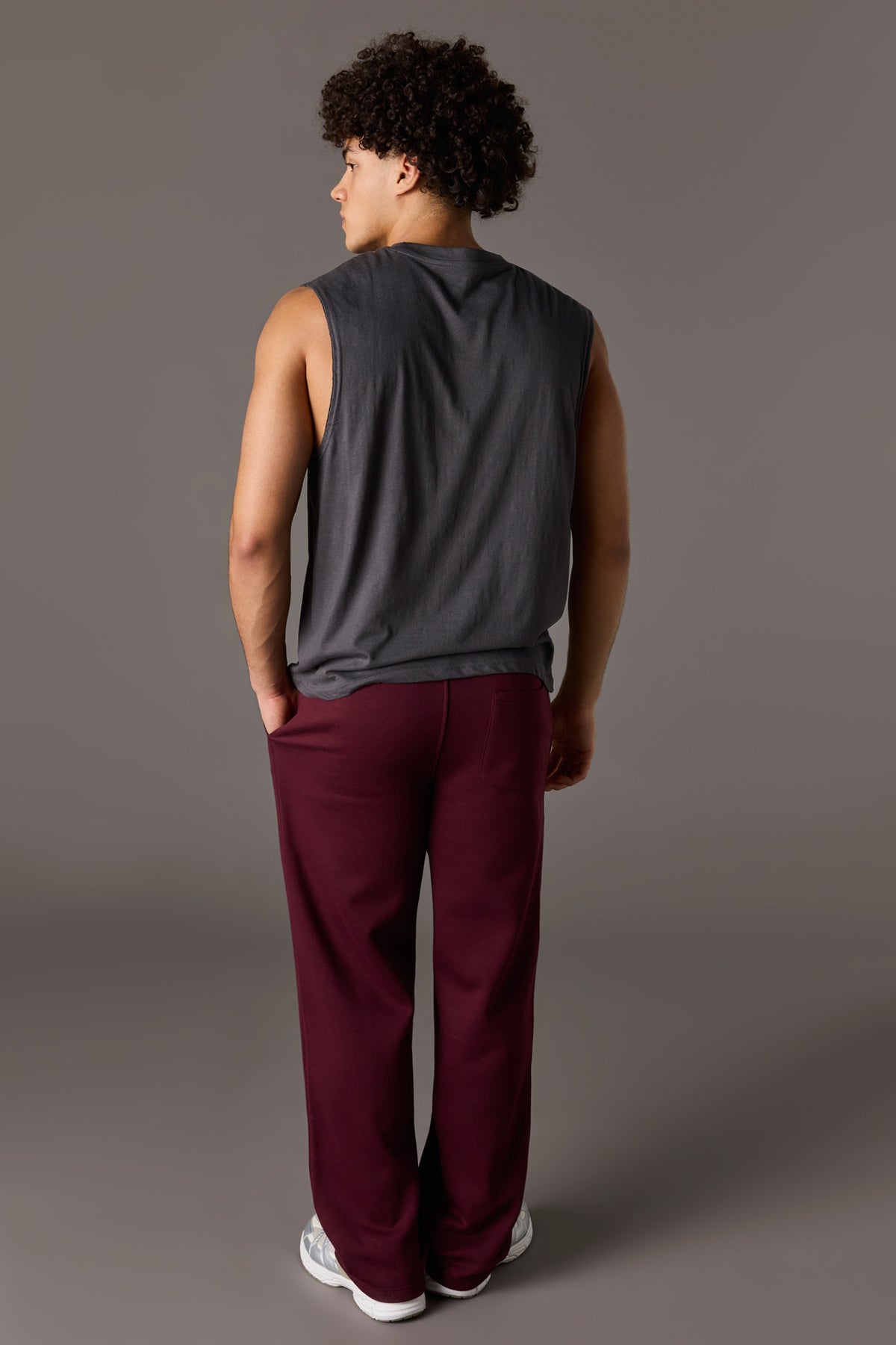 Alt View 3. Playboy Graphic Fleece Baggy Sweatpant - Burgundy