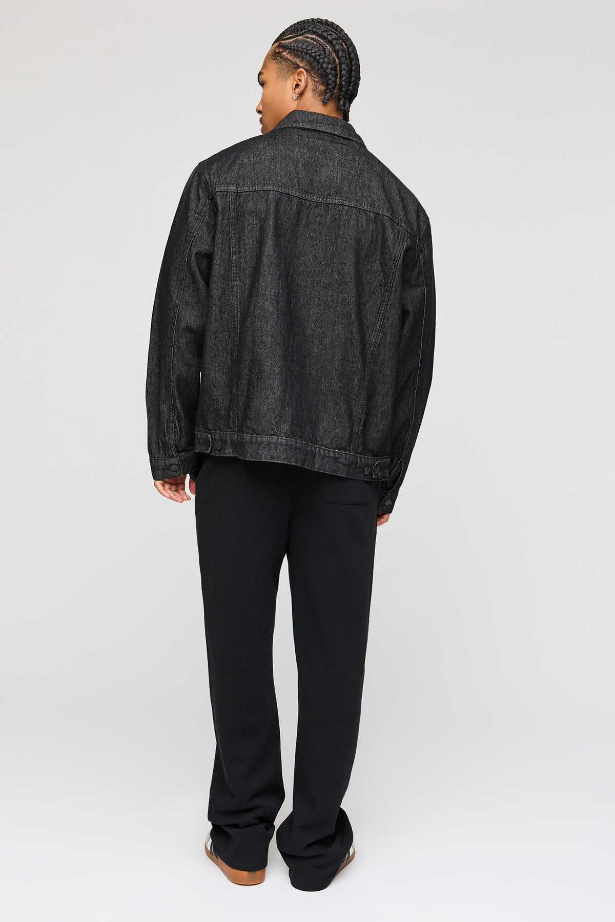 Alt View 3. Straight Leg Fleece Sweatpant - Black