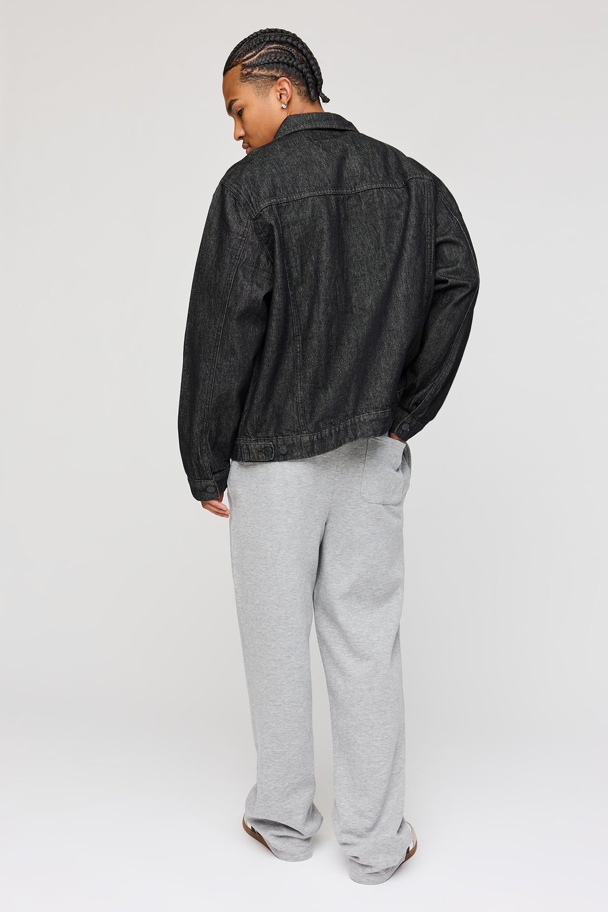 Alt View 3. Straight Leg Fleece Sweatpant - Heather Grey