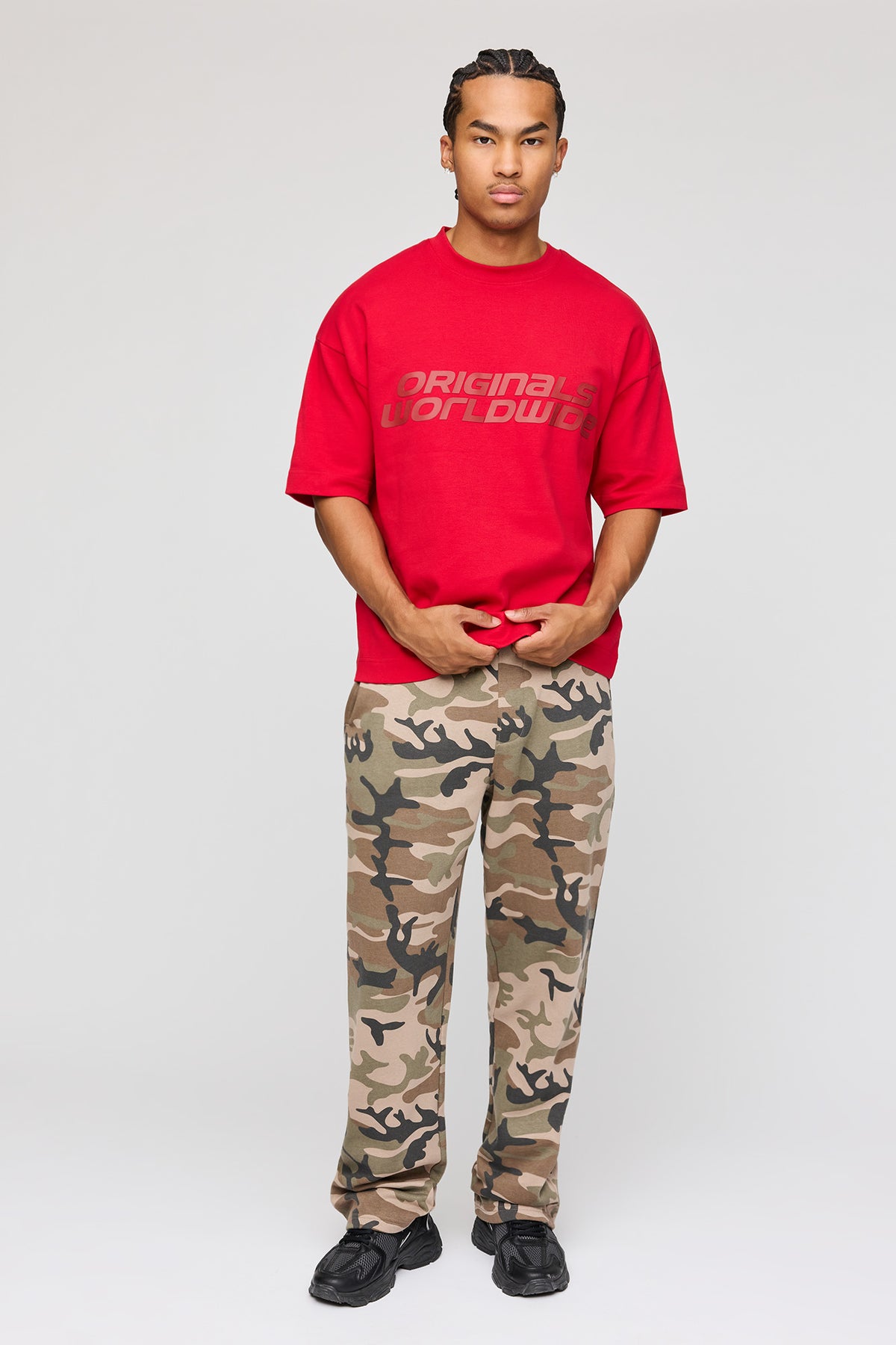 Alt View 2. Straight Leg Fleece Sweatpant - Camouflage