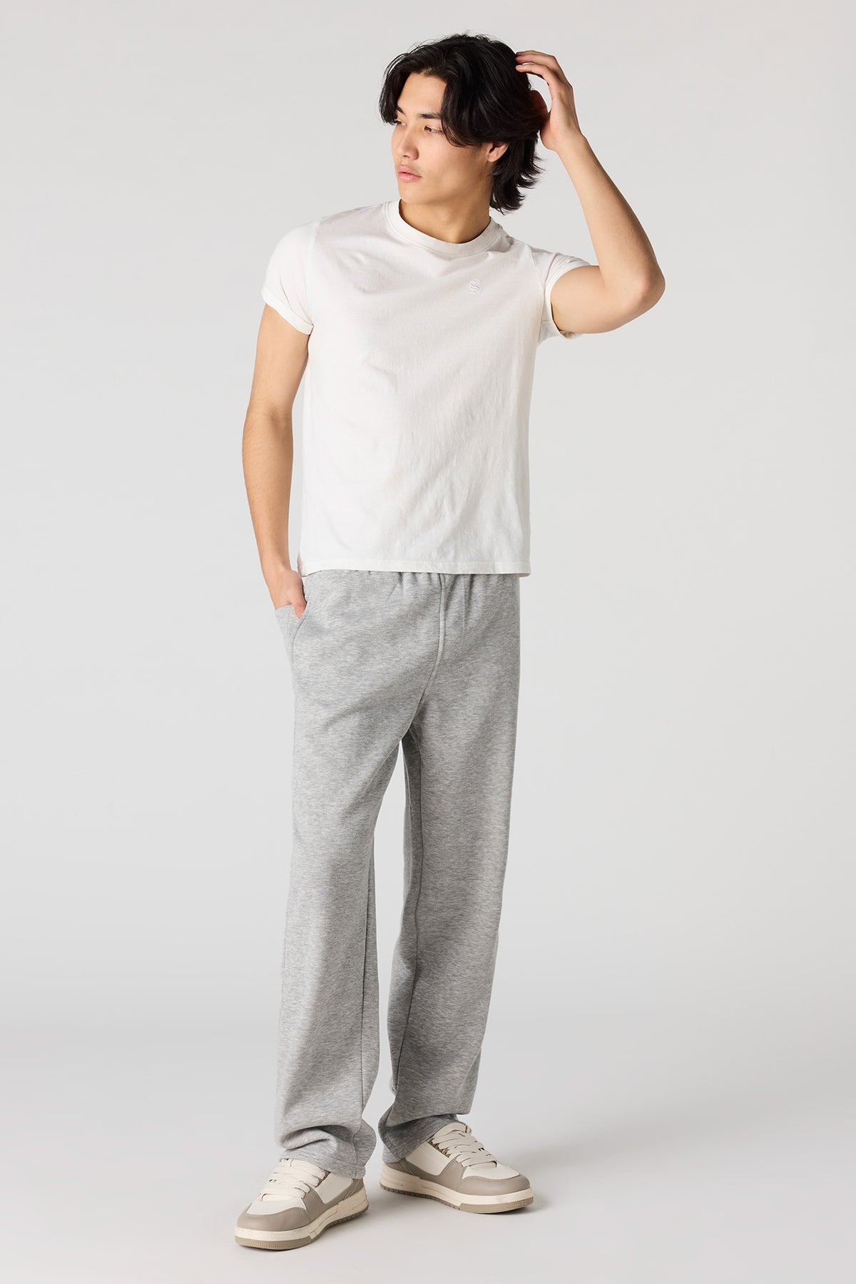 Alt View 11. Baggy Fleece Sweatpant - Camouflage