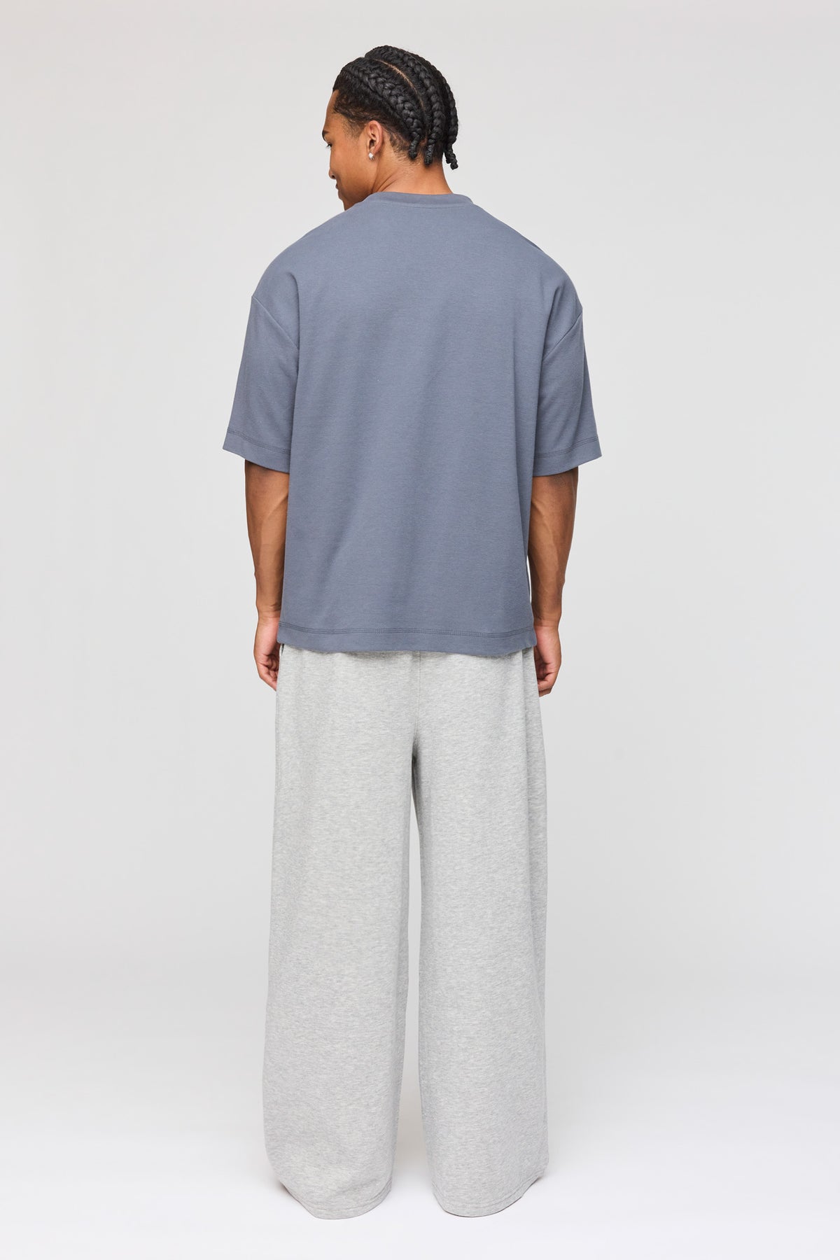 Vue alternative 3. Pantalon d'entraînement à jambe super large en molleton