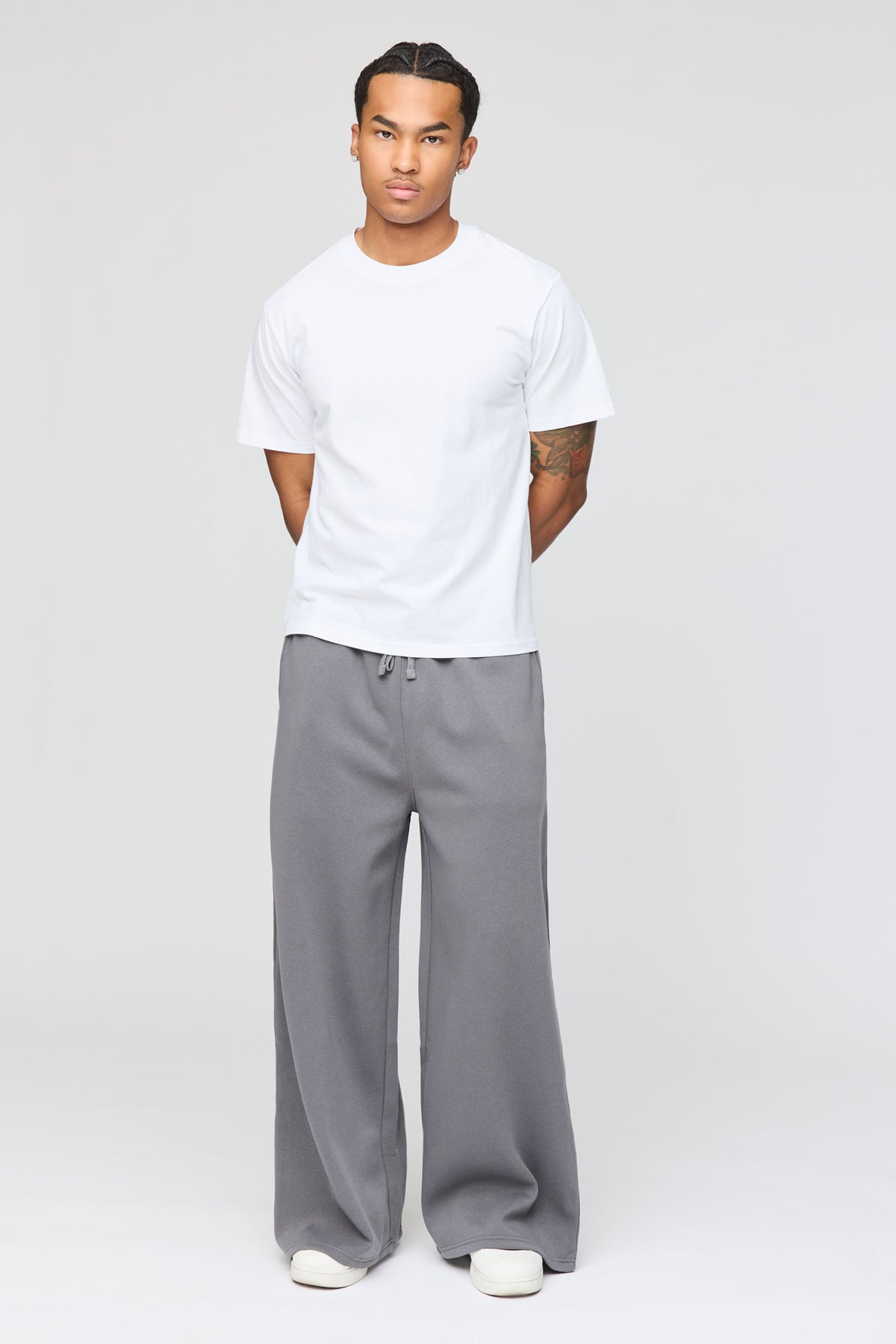 Vue alternative 2. Pantalon d'entraînement à jambe super large en molleton