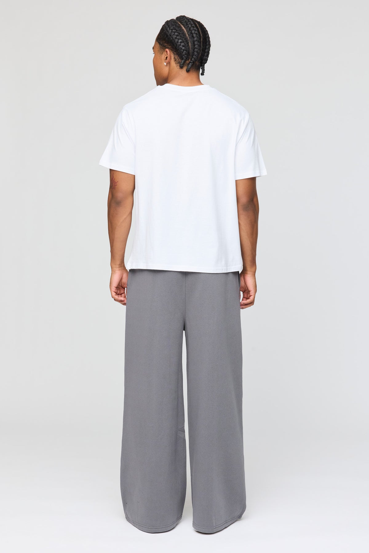Vue alternative 3. Pantalon d'entraînement à jambe super large en molleton