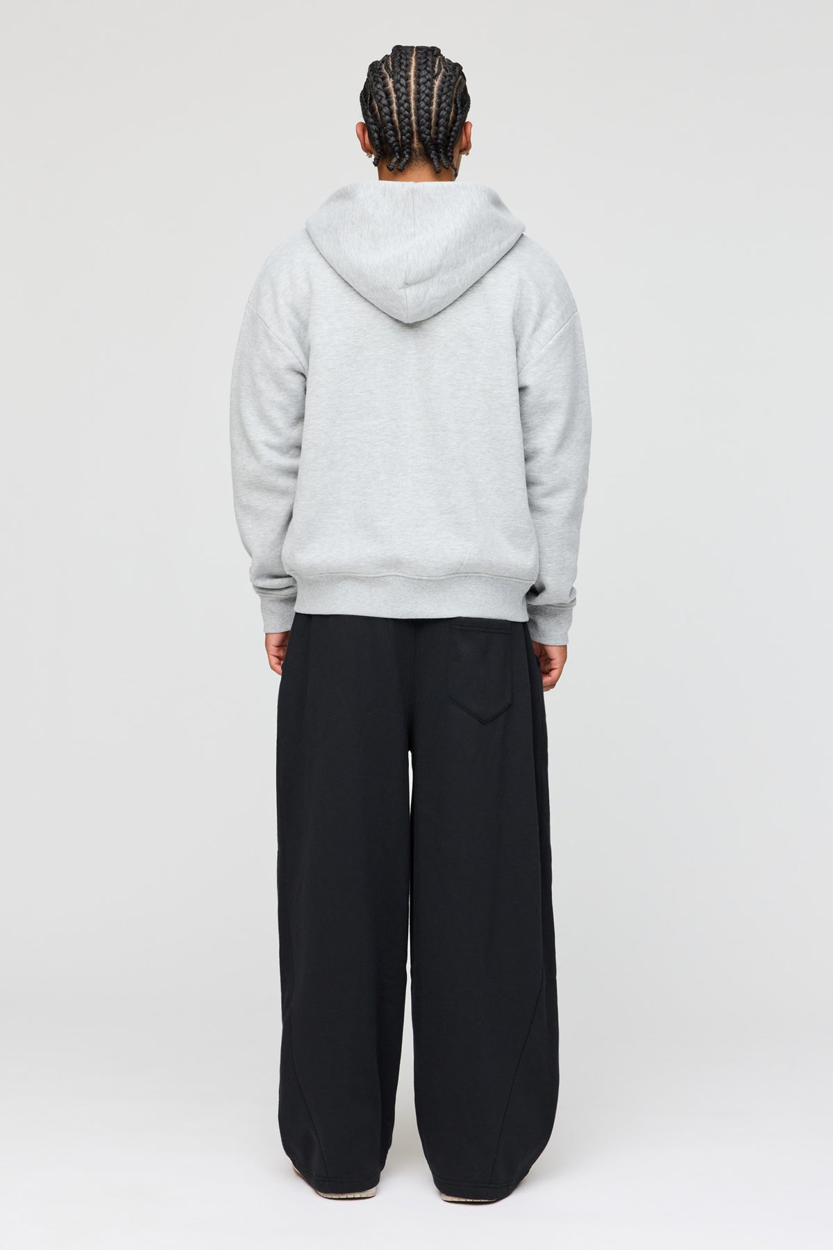 Vue alternative 3. Pantalon d'entraînement baggy à jambe baril en molleton