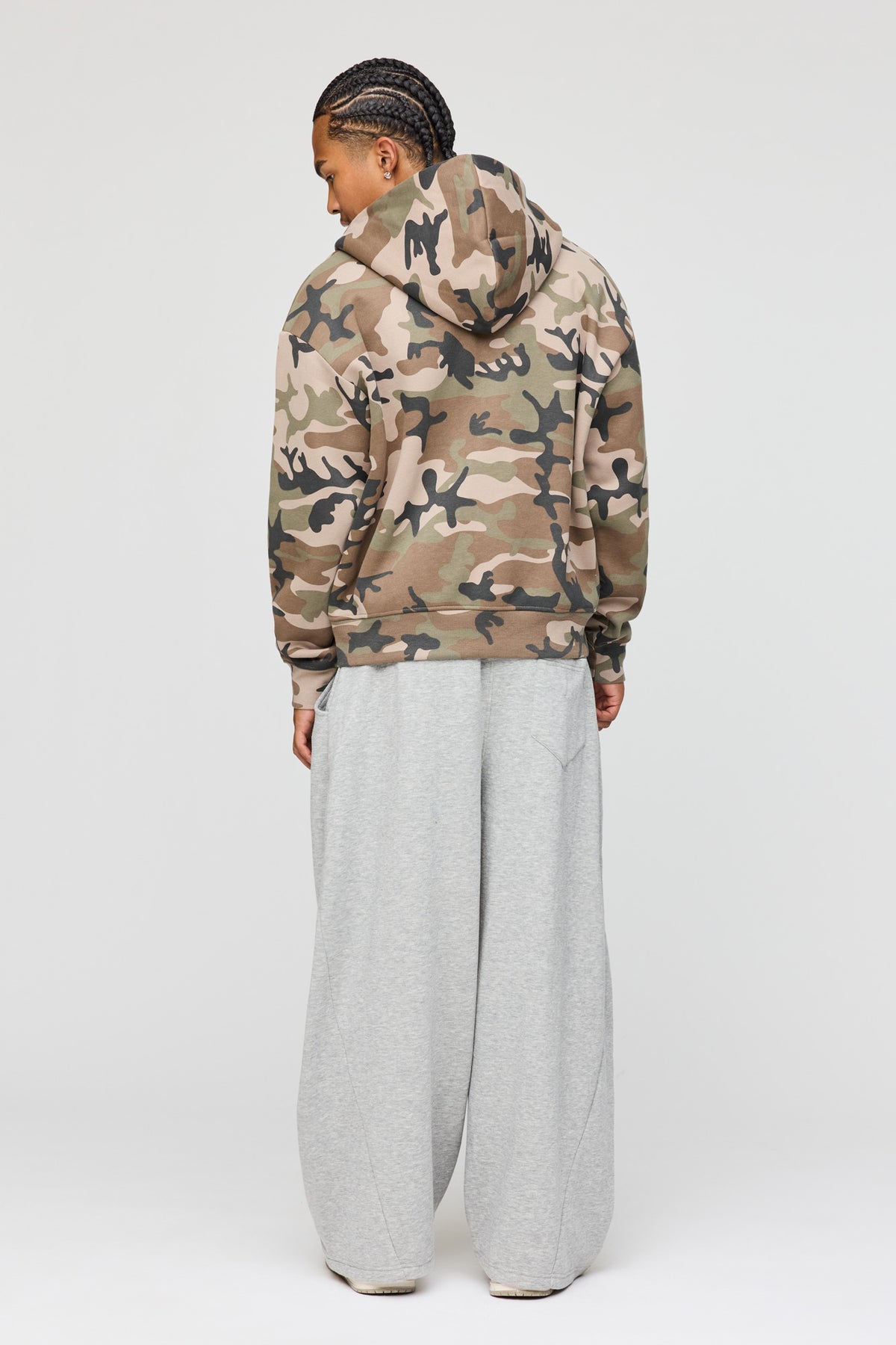 Vue alternative 3. Pantalon d'entraînement baggy à jambe baril en molleton