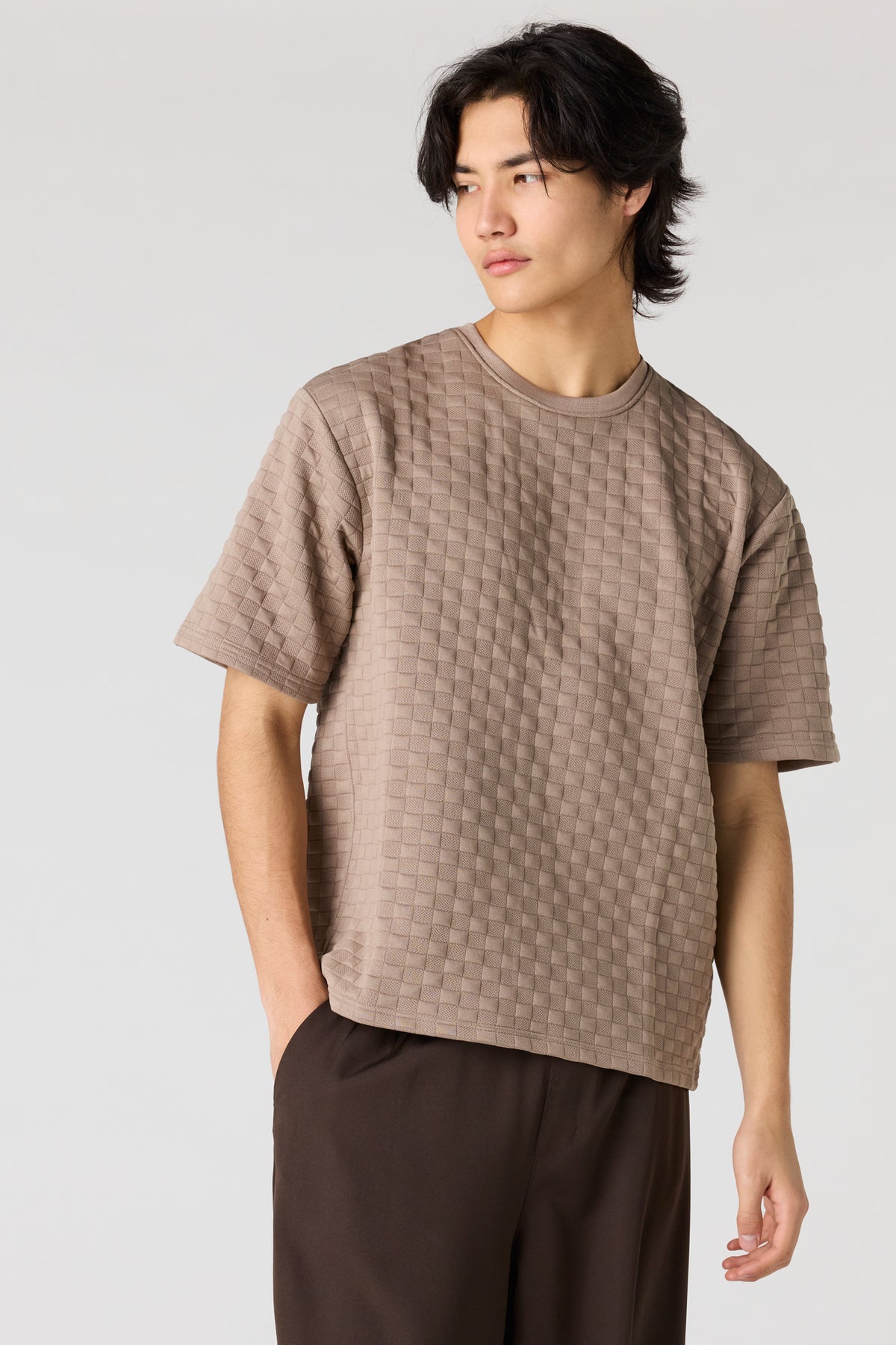 Alt View 4. Checkered Textured Boxy T-Shirt - Light Brown