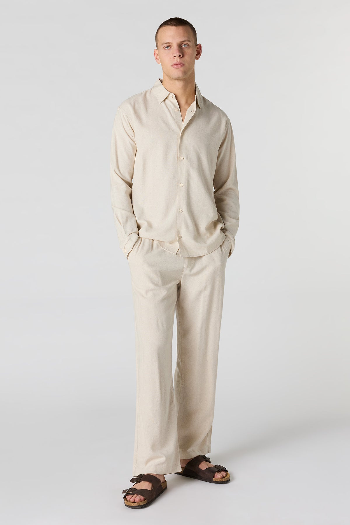 Alt View 2. Linen-Blend Baggy Pant - Sand
