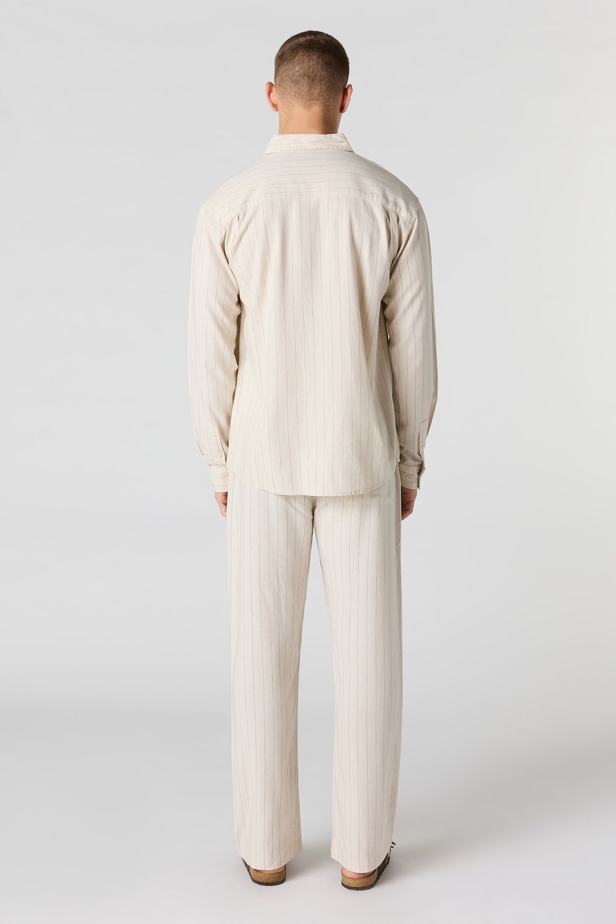 Alt View 3. Linen-Blend Baggy Pant - Oatmeal