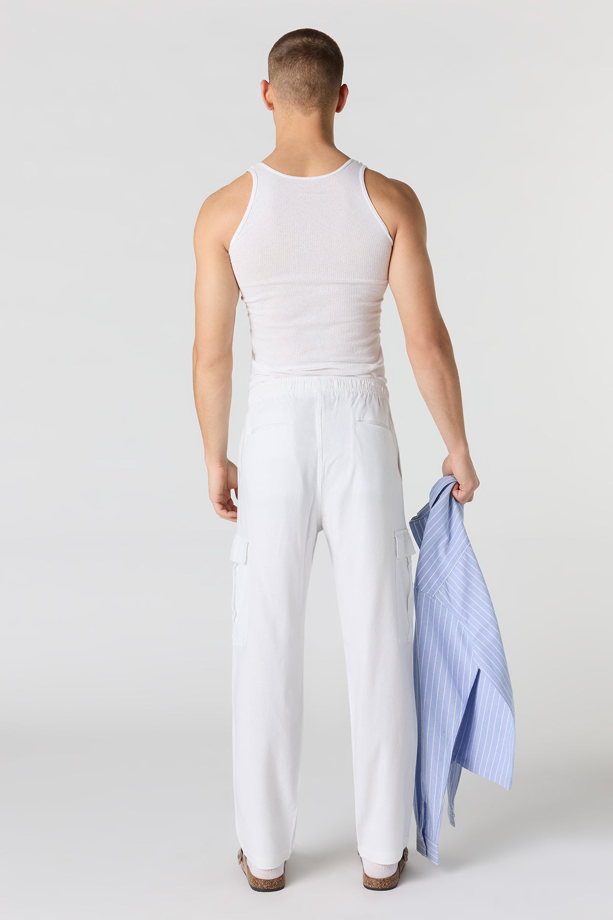 Vue alternative 3. Jogger cargo baggy en mélange de lin