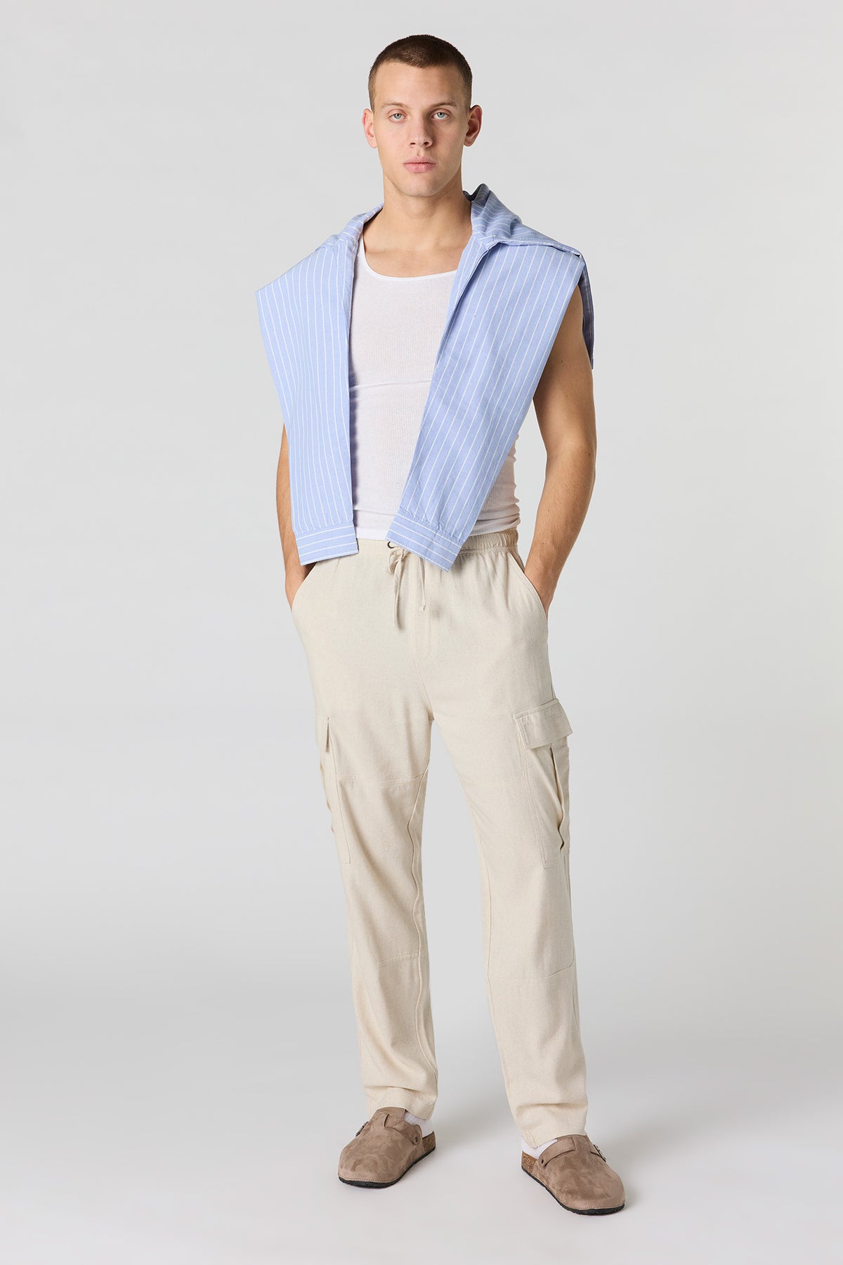 Alt View 2. Linen-Blend Baggy Cargo Jogger - Sand