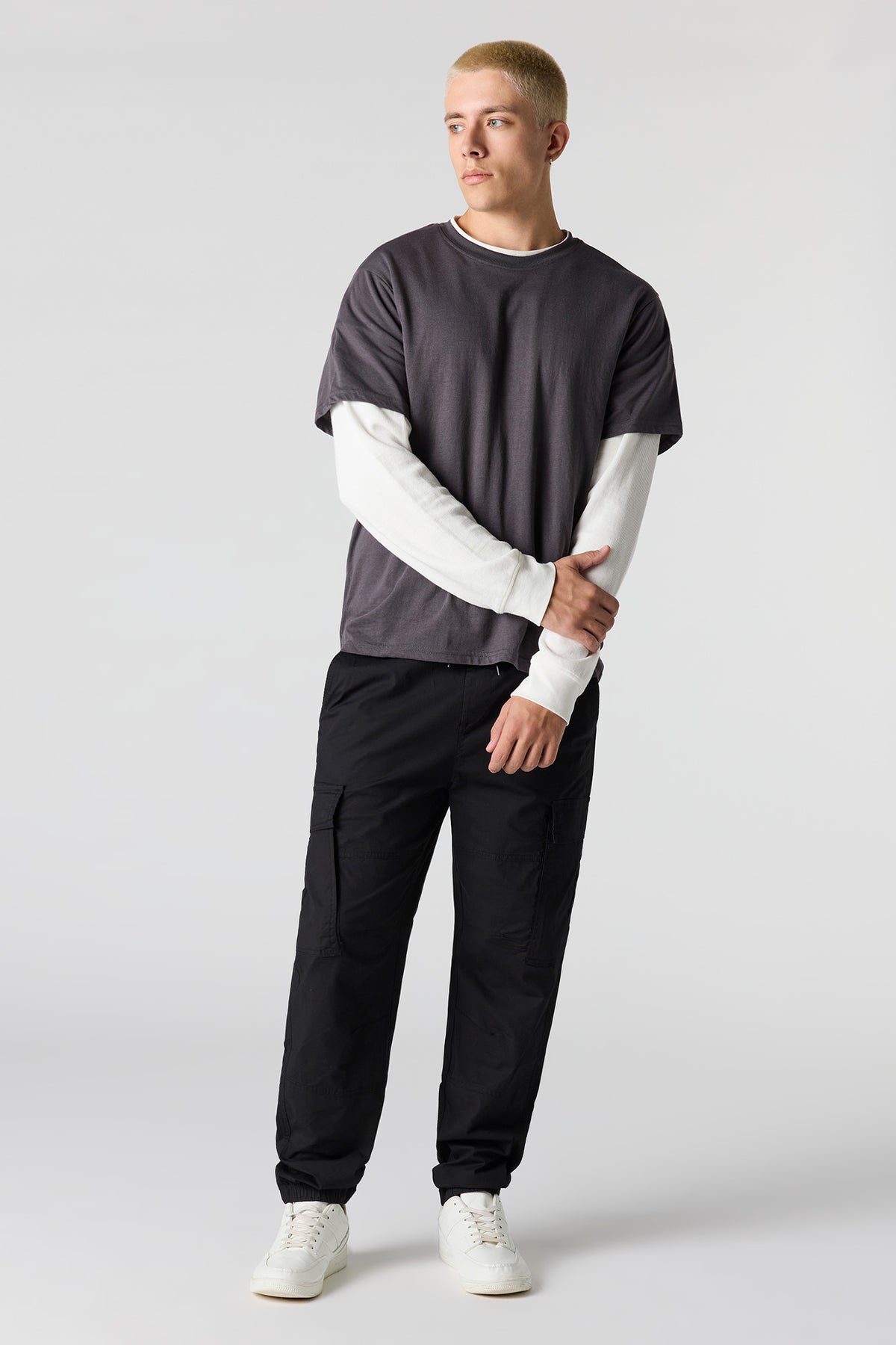 Vue alternative 8. Jogger cargo classique