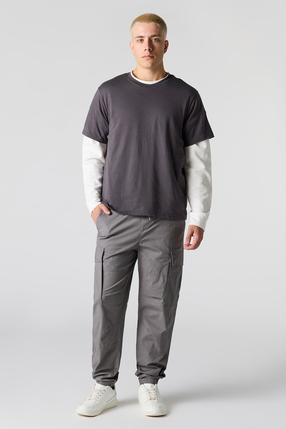 Vue alternative 2. Jogger cargo classique