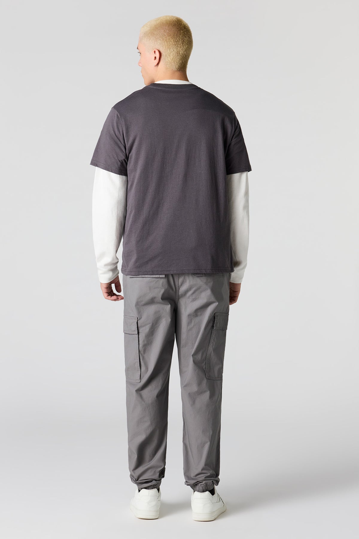 Vue alternative 3. Jogger cargo classique