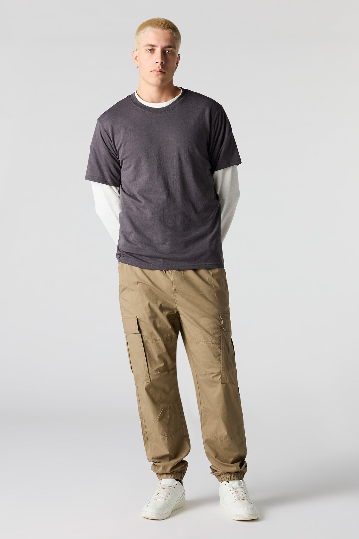 Vue alternative 2. Jogger cargo classique