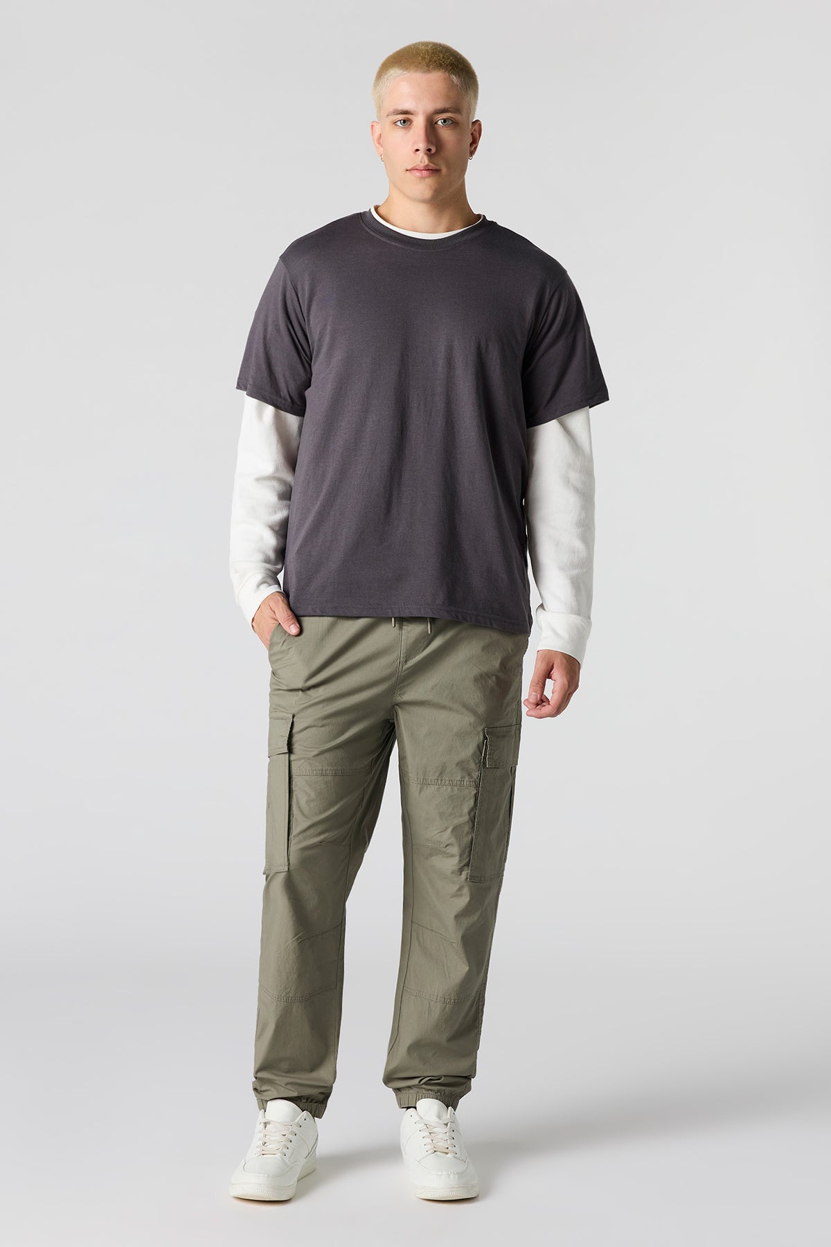 Vue alternative 17. Jogger cargo classique