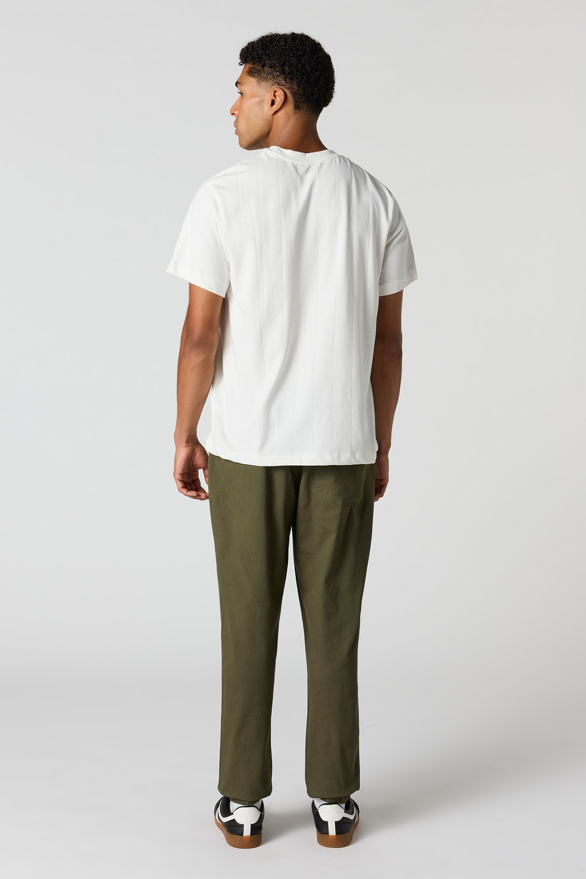 Alt View 3. Classic Jogger - Dark Green