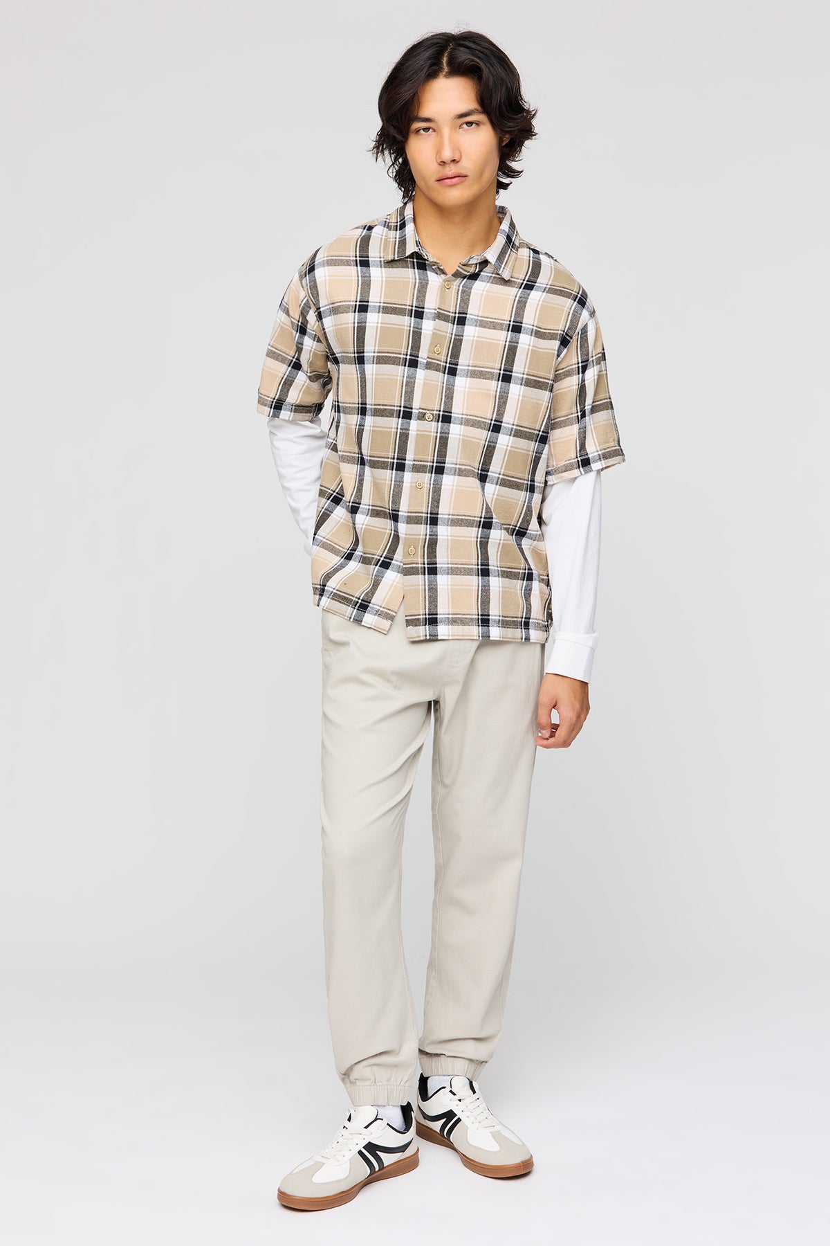 Vue alternative 2. Jogger avec taille coulissante