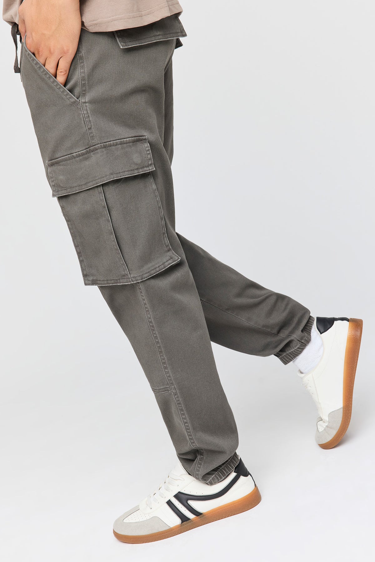 Vue alternative 4. Jogger cargo
