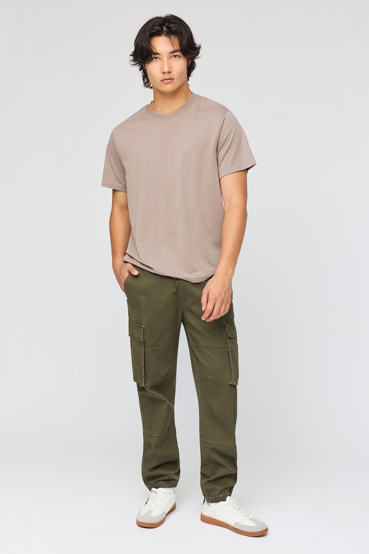 Vue alternative 2. Jogger cargo