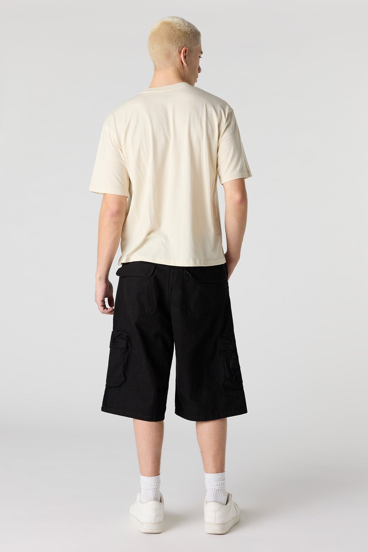 Vue alternative 3. Short cargo en denim