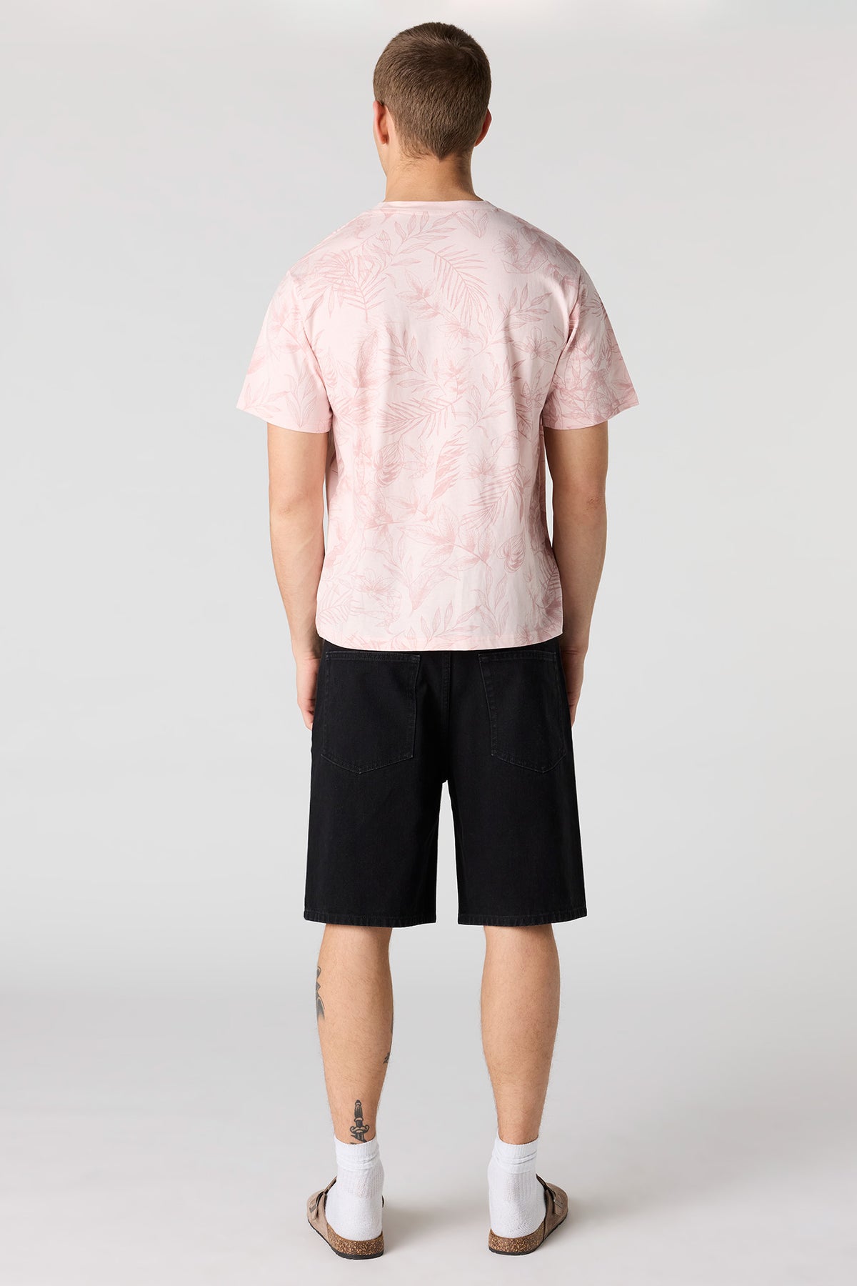 Alt View 3. Baggy Black Denim Short - Black