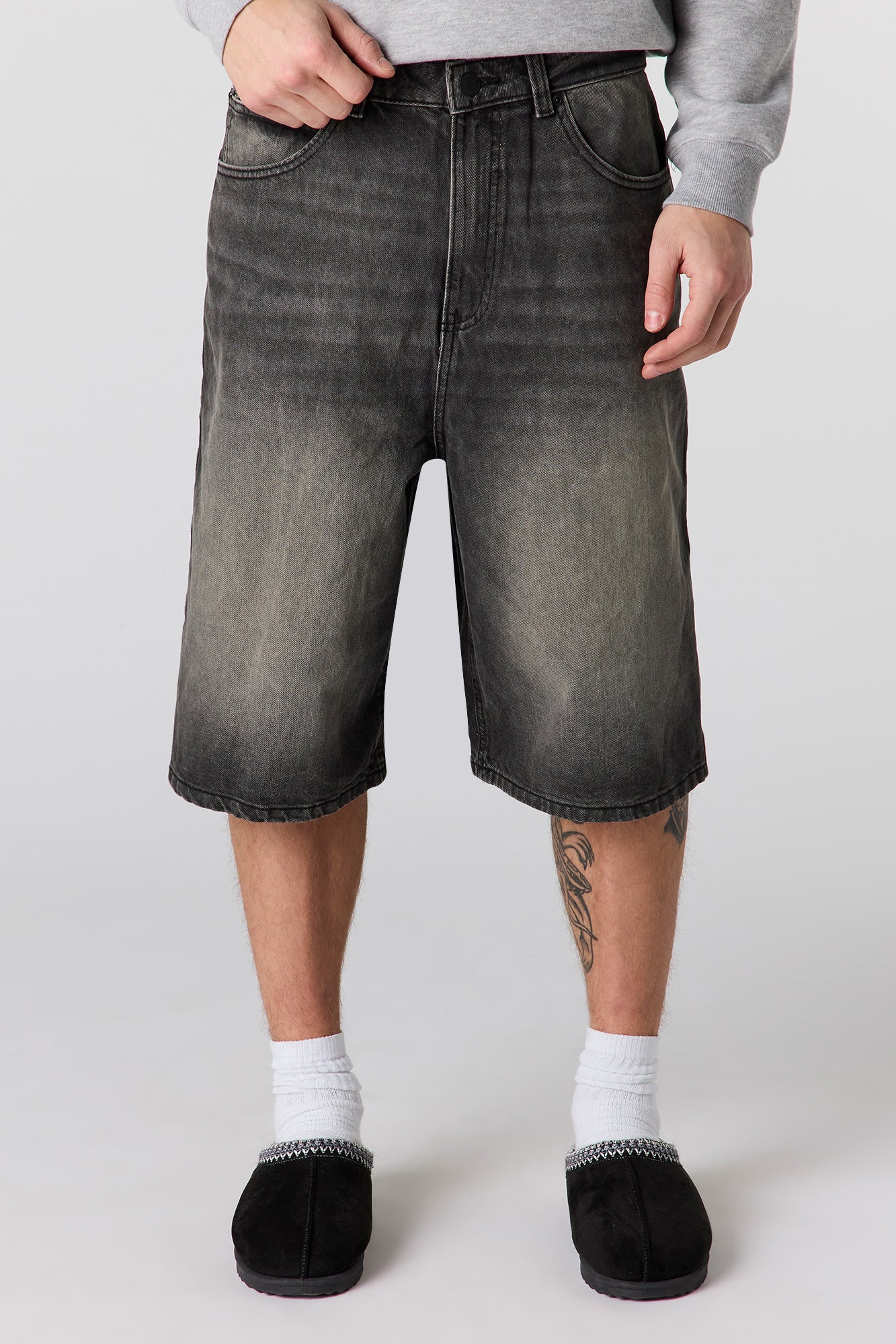Skater Washed Black Denim Short – Urban Planet