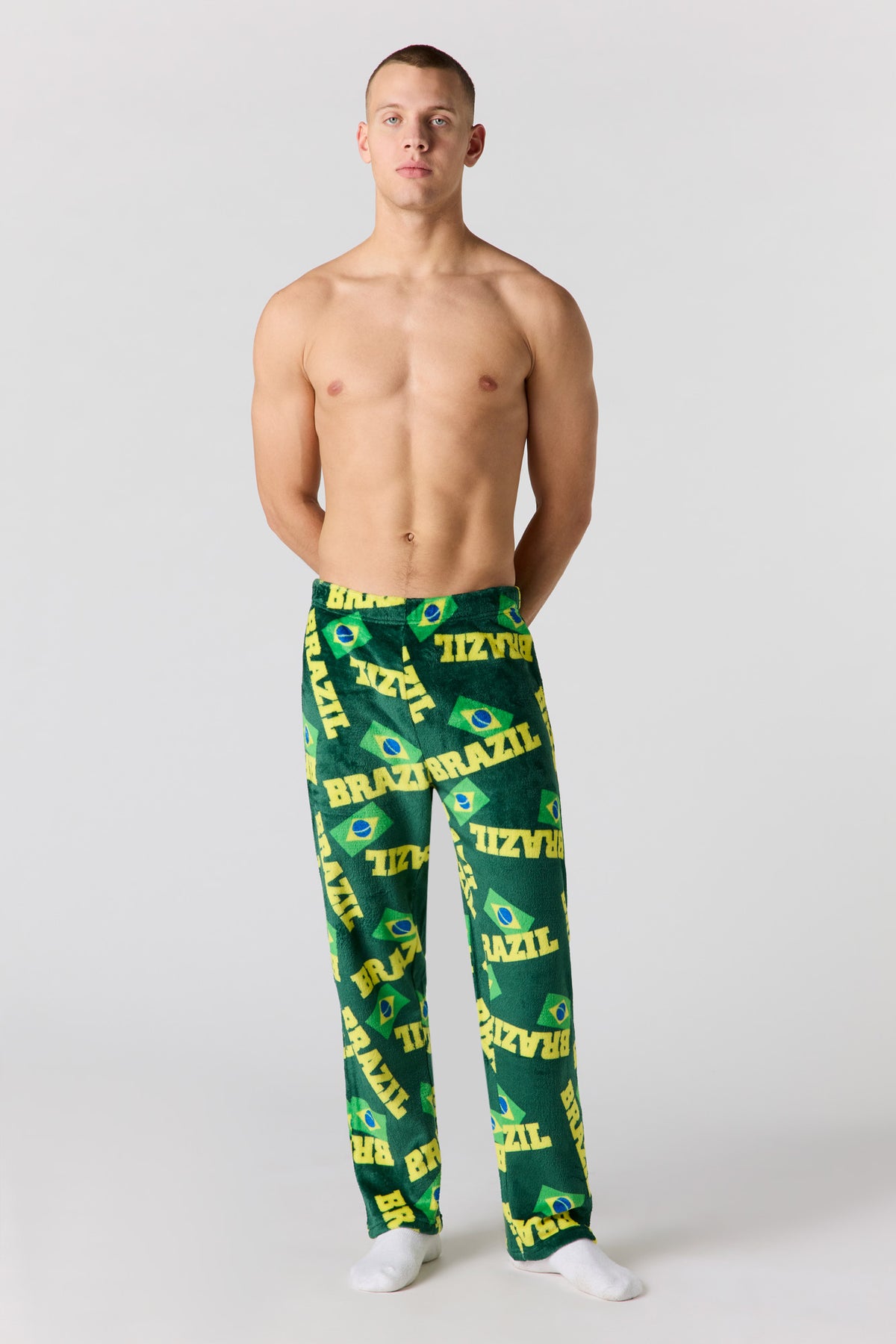 Vue alternative 2. Pantalon de pyjama en peluche à imprimé Brazil