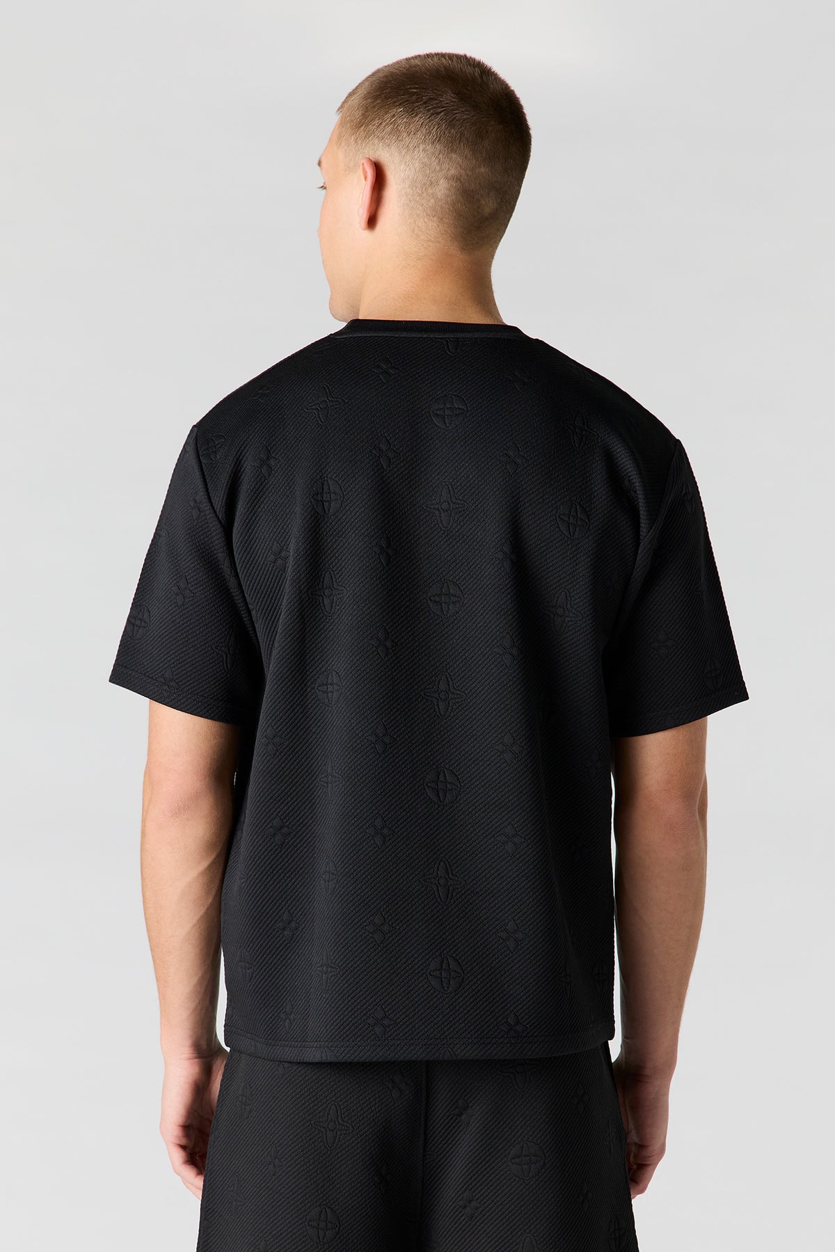 Vue alternative 2. T-shirt en tricot de jacquard
