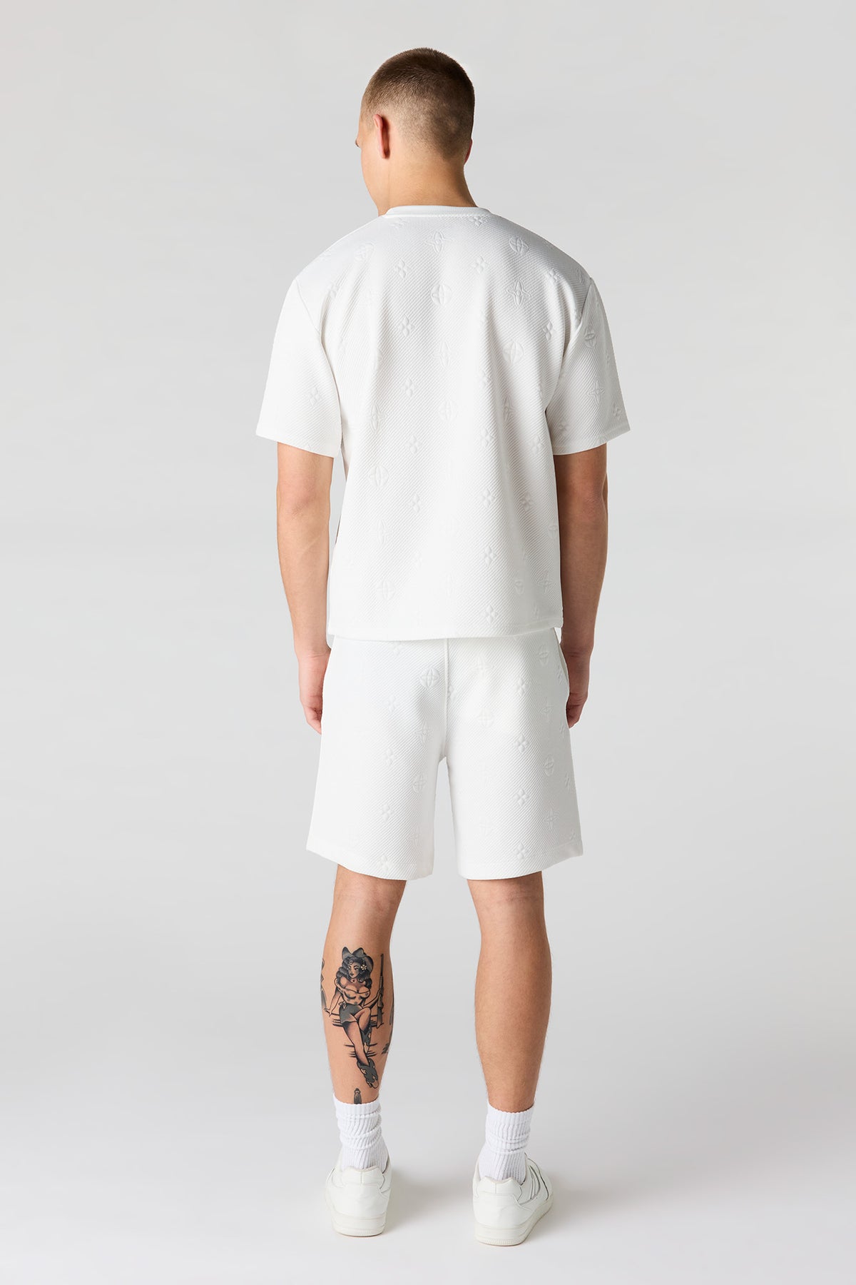 Vue alternative 3. Short en tricot de jacquard