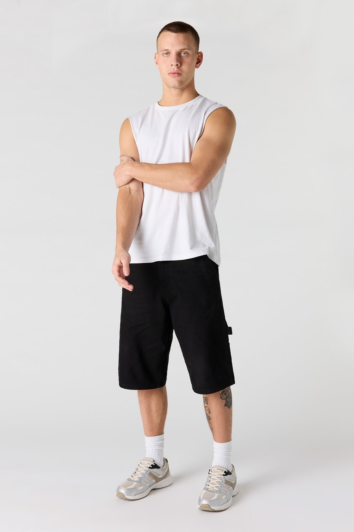 Vue alternative 2. Short de menuisier