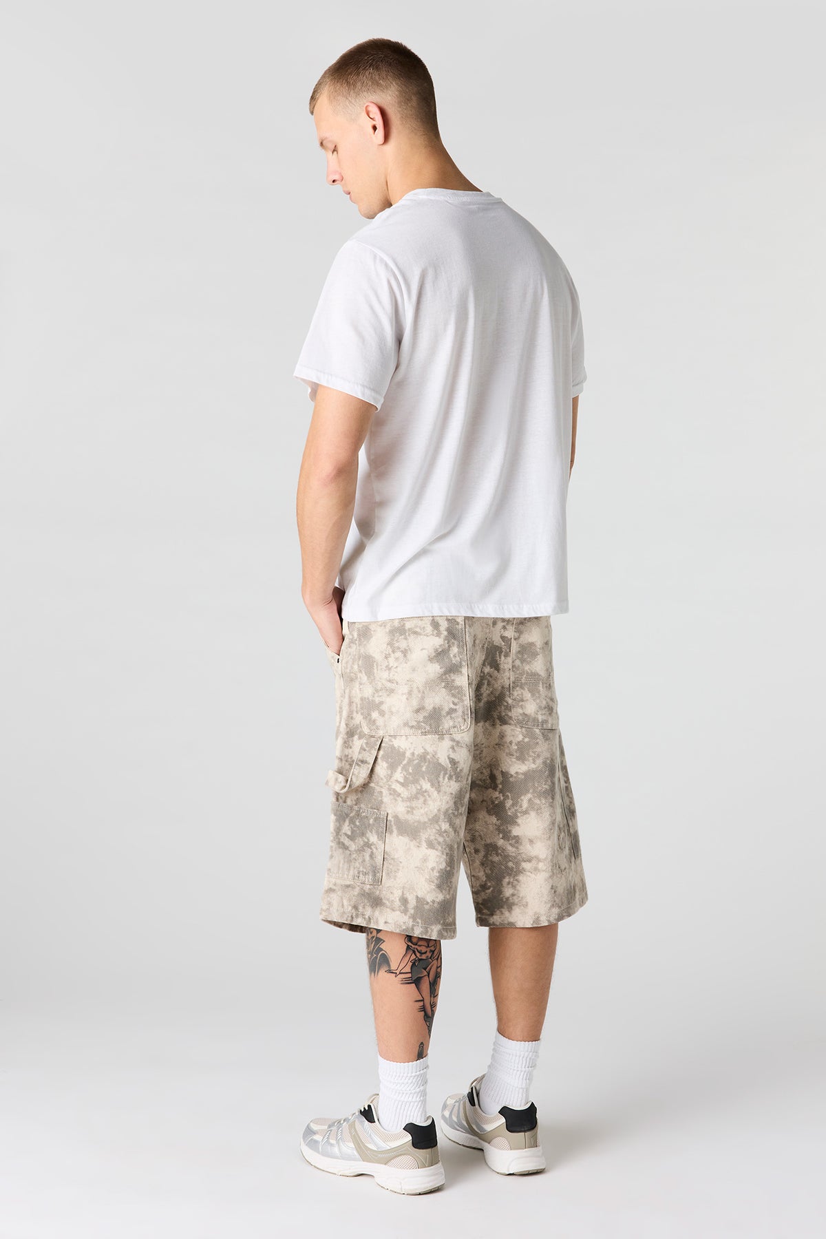 Vue alternative 3. Short de menuisier