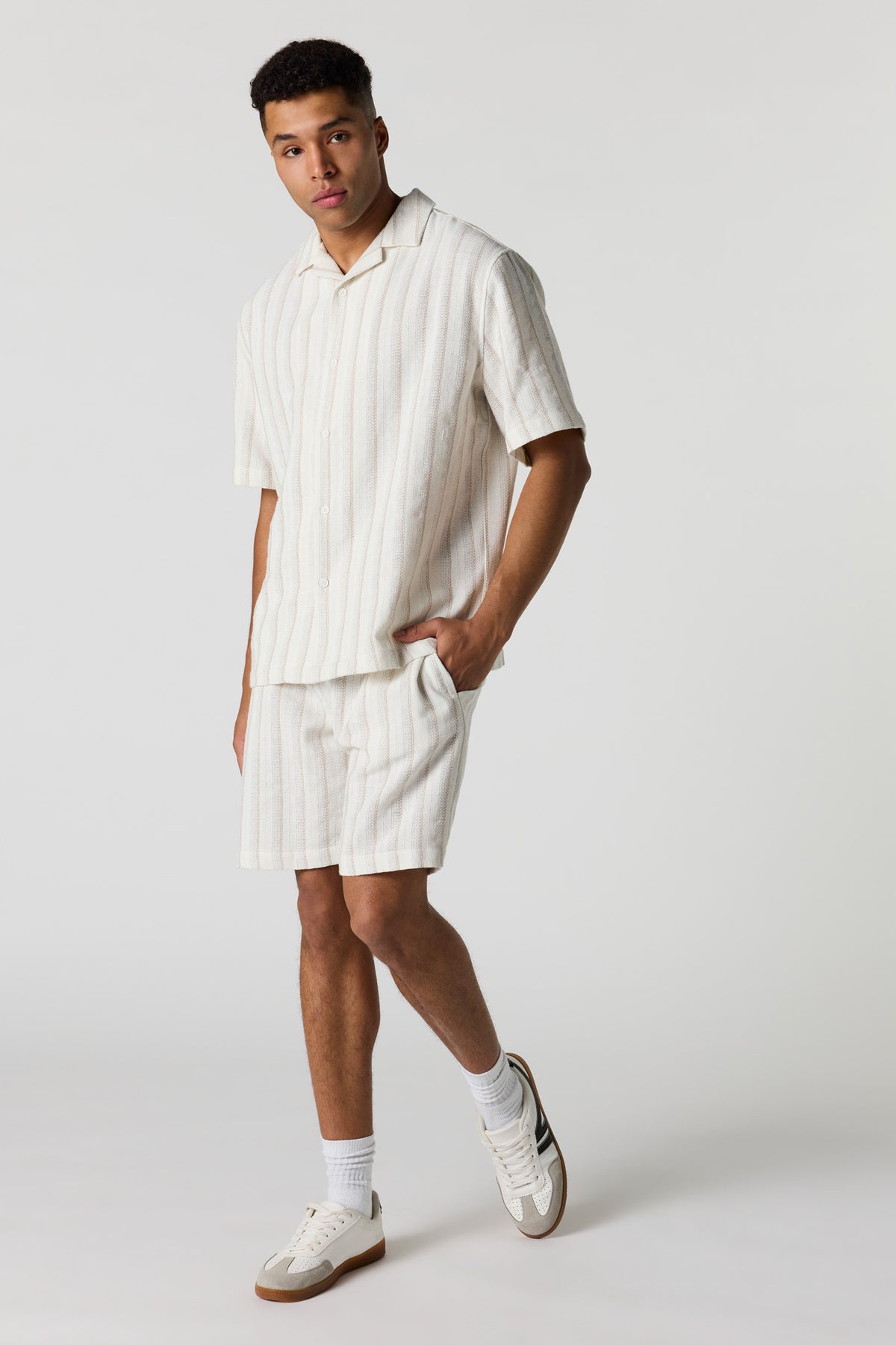 Alt View 2. Textured Striped Drawstring Short - Beige