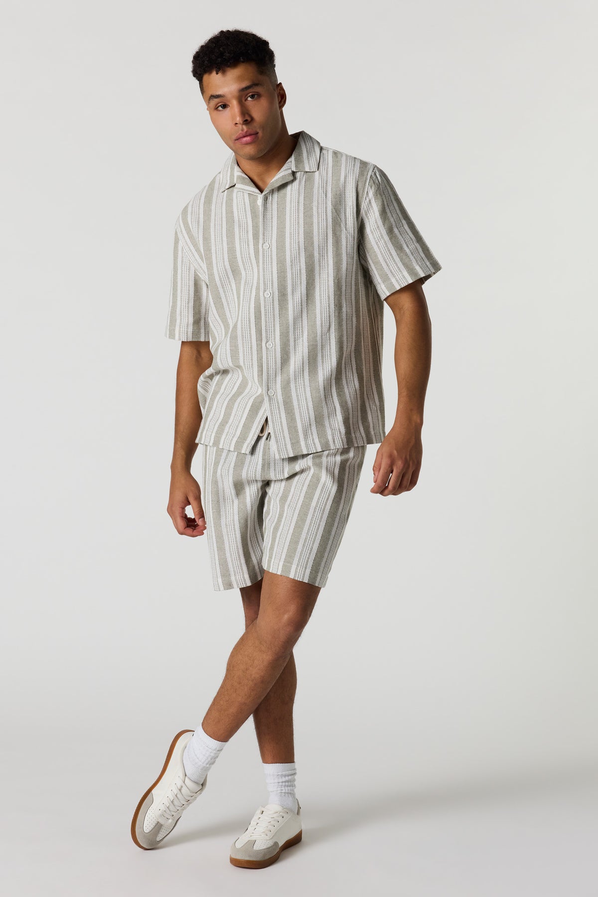 Alt View 2. Textured Striped Drawstring Short - Sage