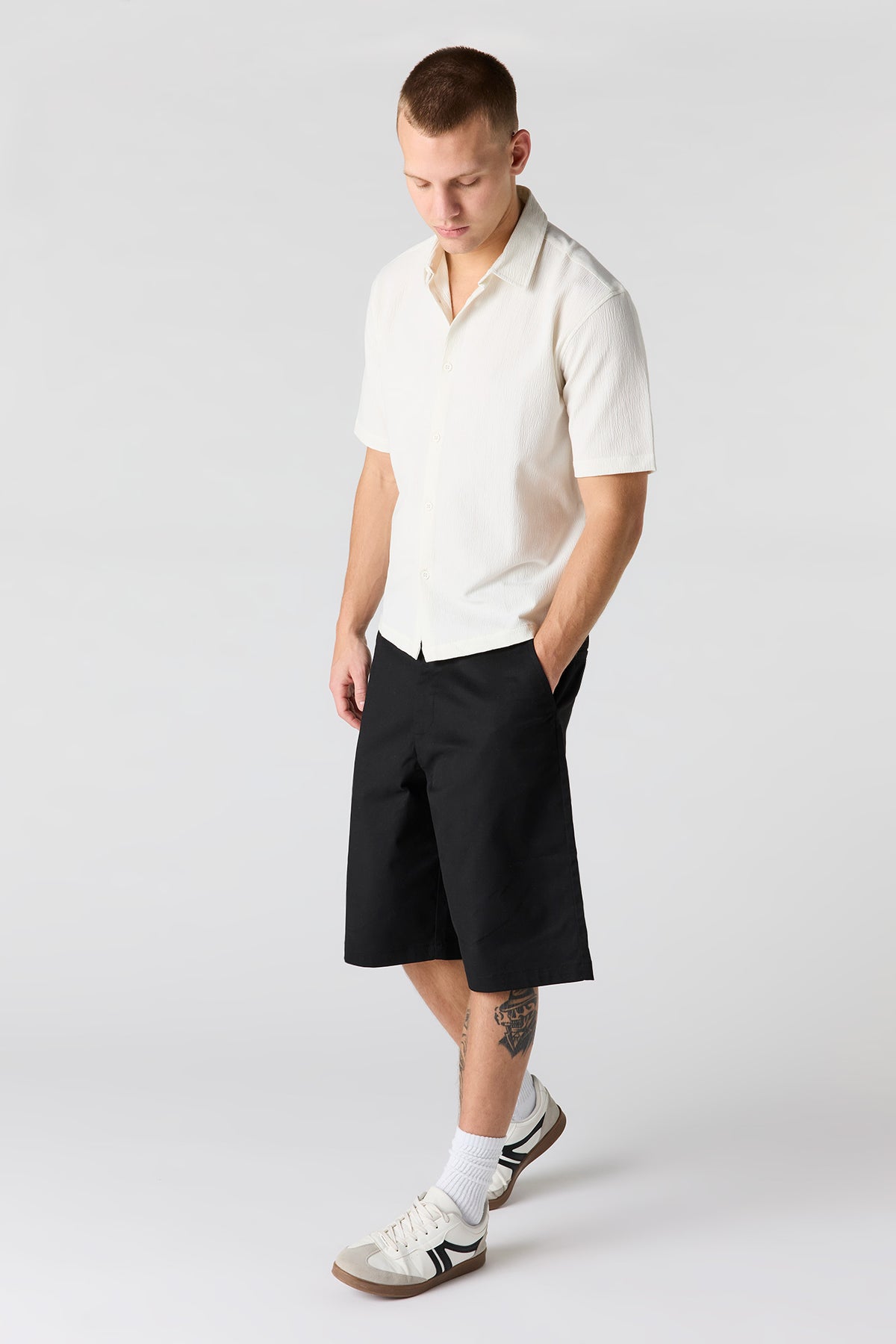 Vue alternative 2. Short de planchiste