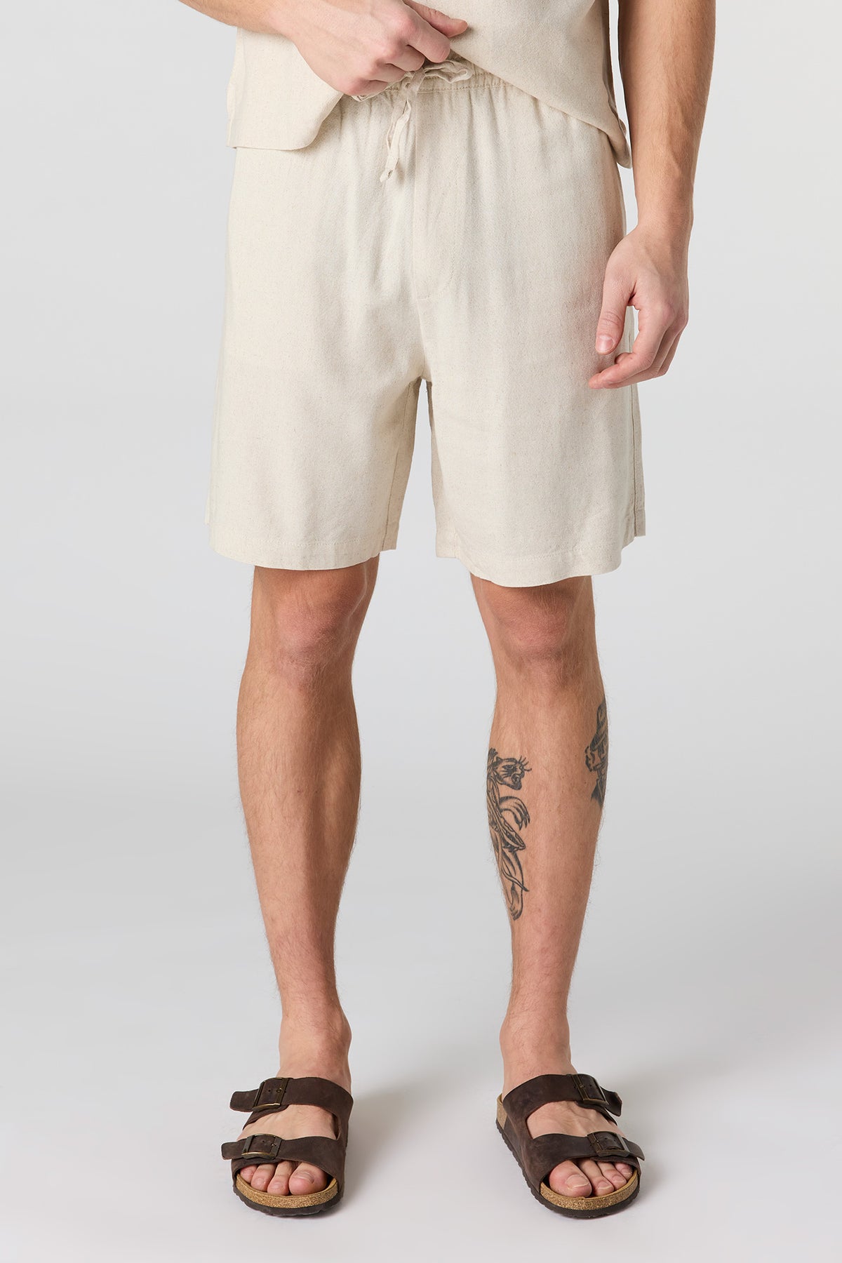 Short en mélange de lin à taille coulissante