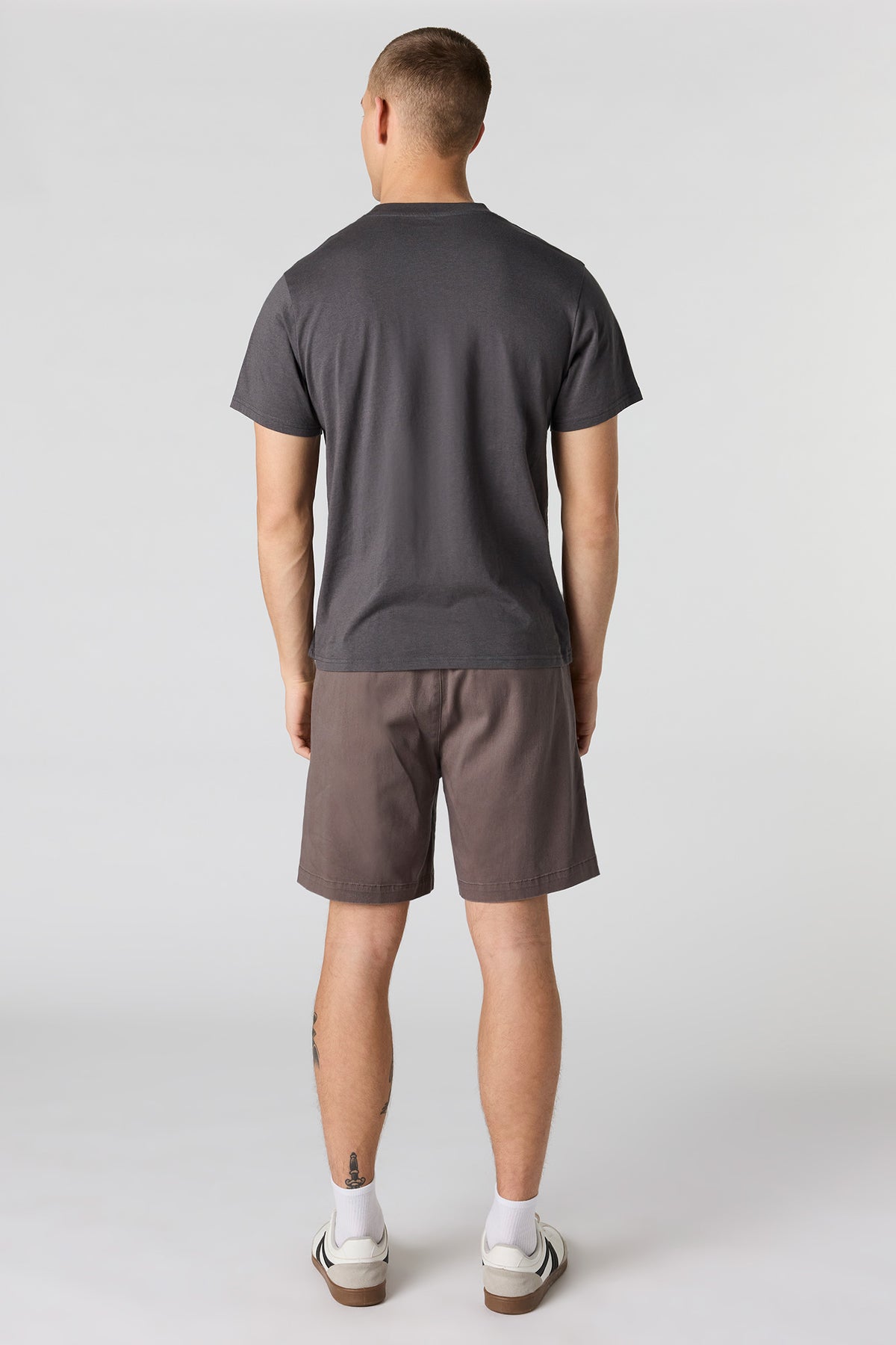 Vue alternative 3. Short à taille coulissante