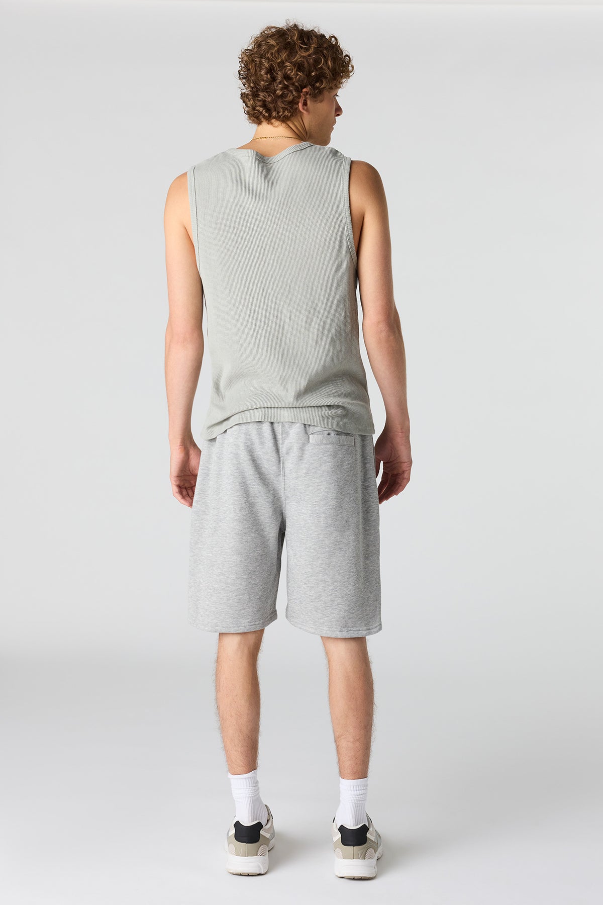 Alt View 3. Fleece Short 8.5" - Heather Grey
