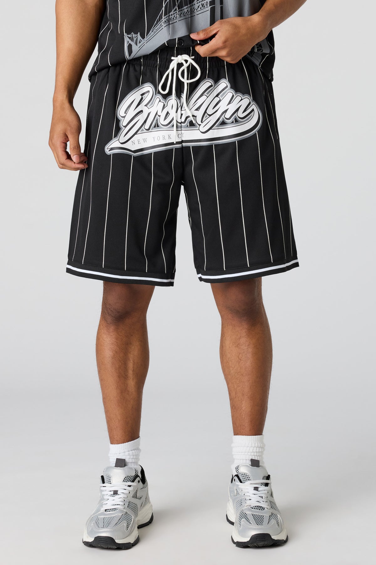 Short en filet imprimé