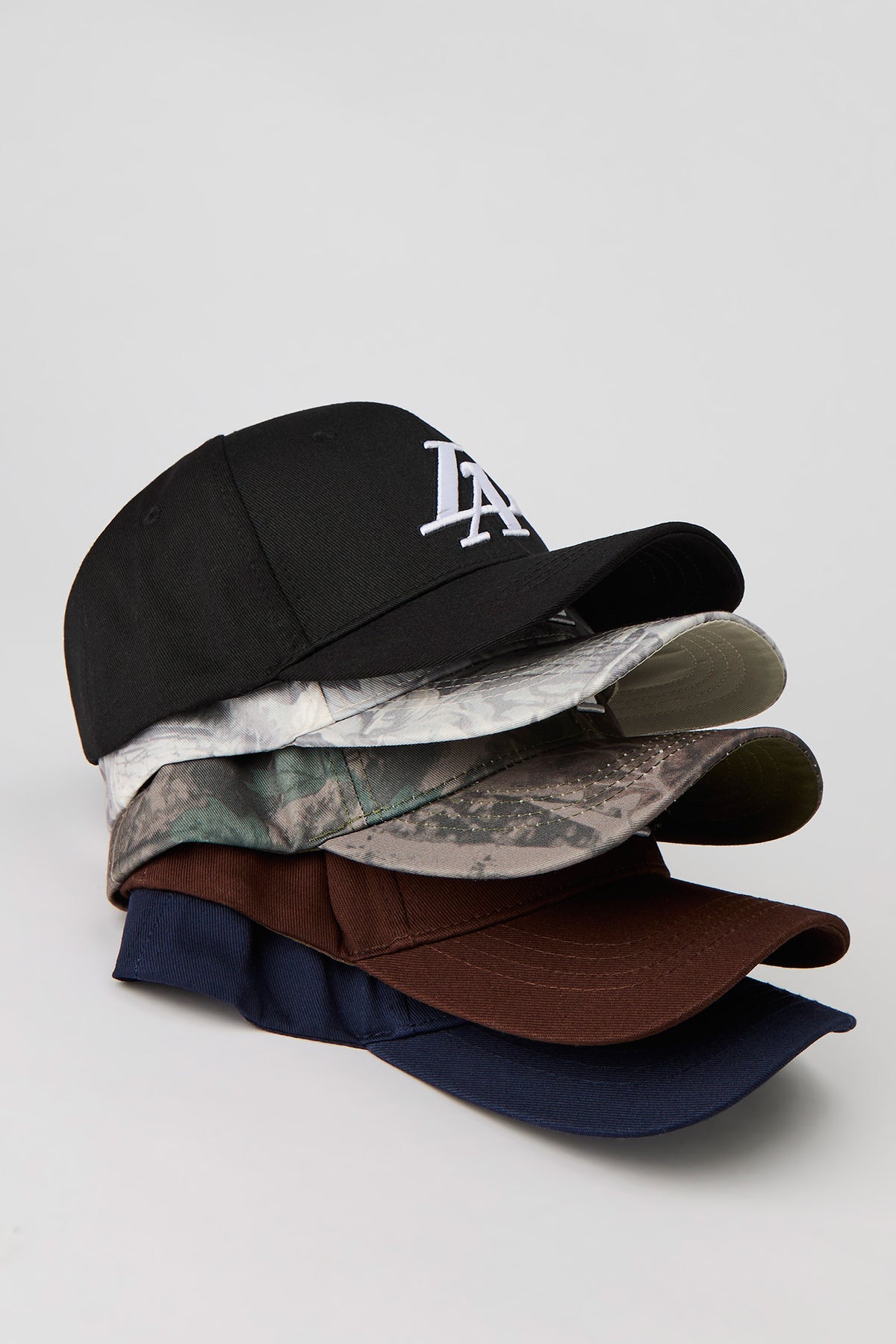 LA Embroidered Baseball Hat - Black