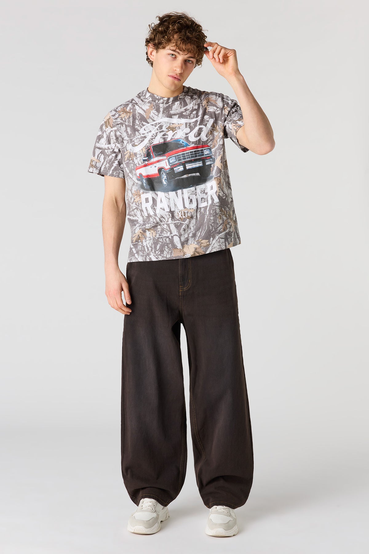 Vue alternative 3. T-shirt à imprimé Ford Ranger