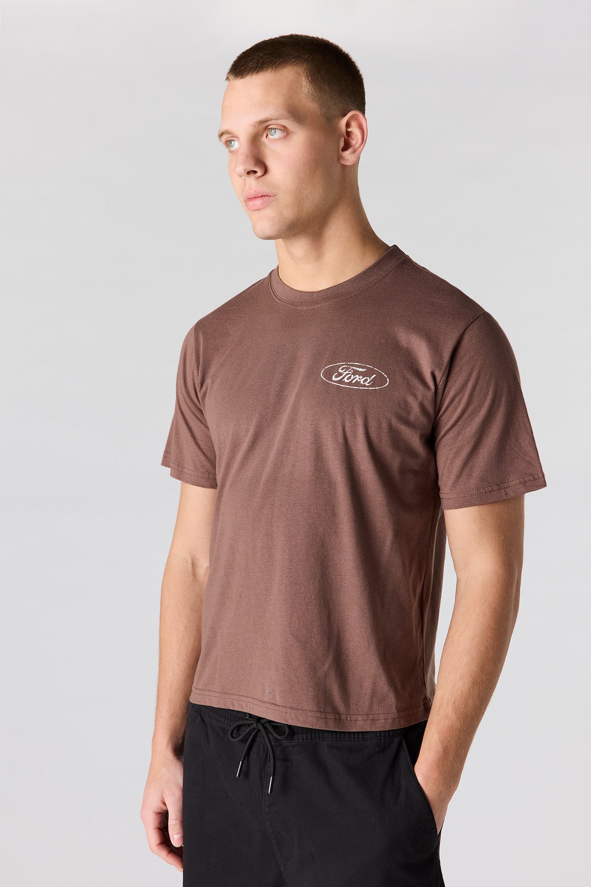 Alt View 2. Ford Graphic Boxy T-Shirt - Brown