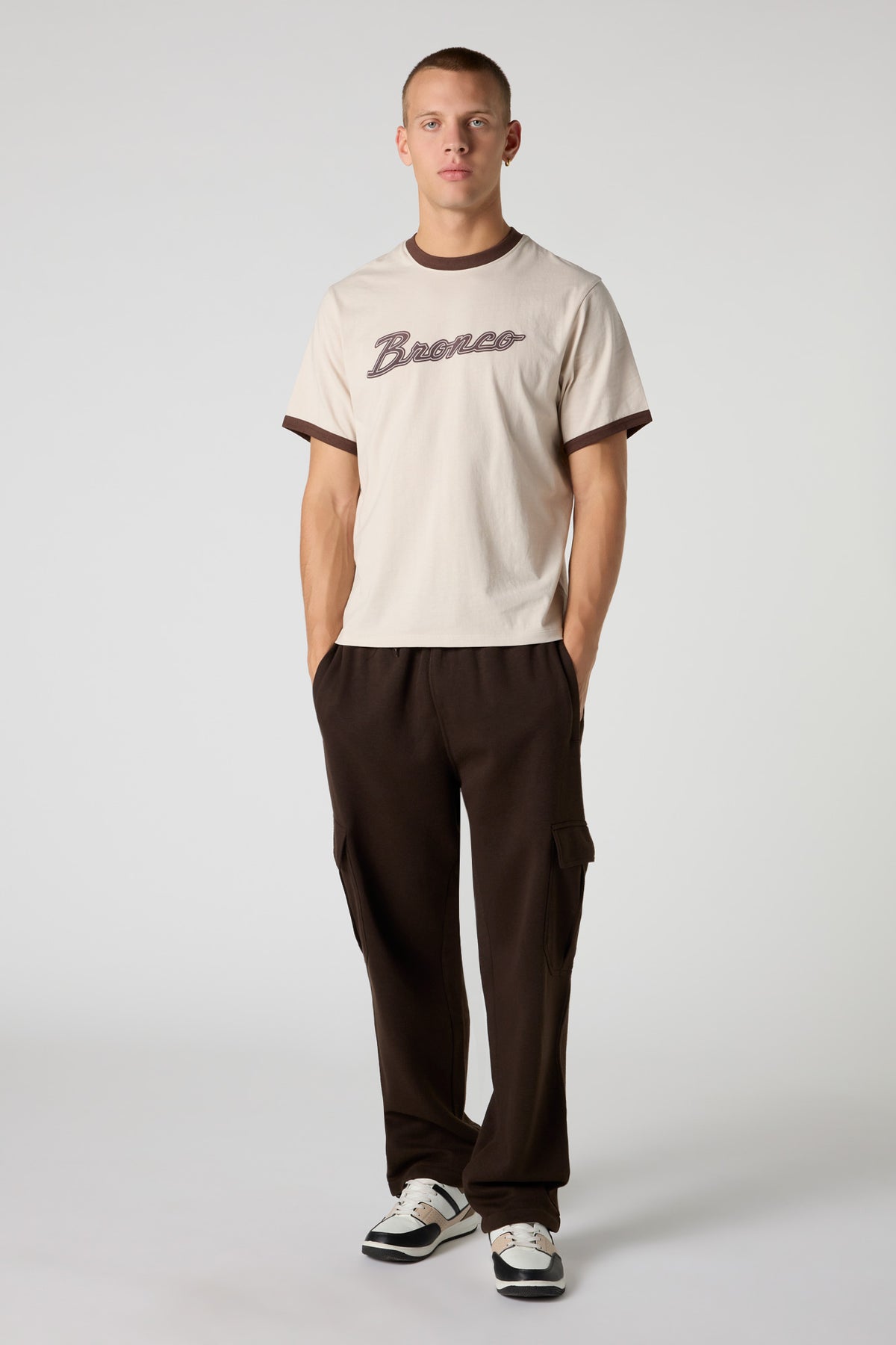 Alt View 3. Ford Bronco Flocked Print T-Shirt - Natural