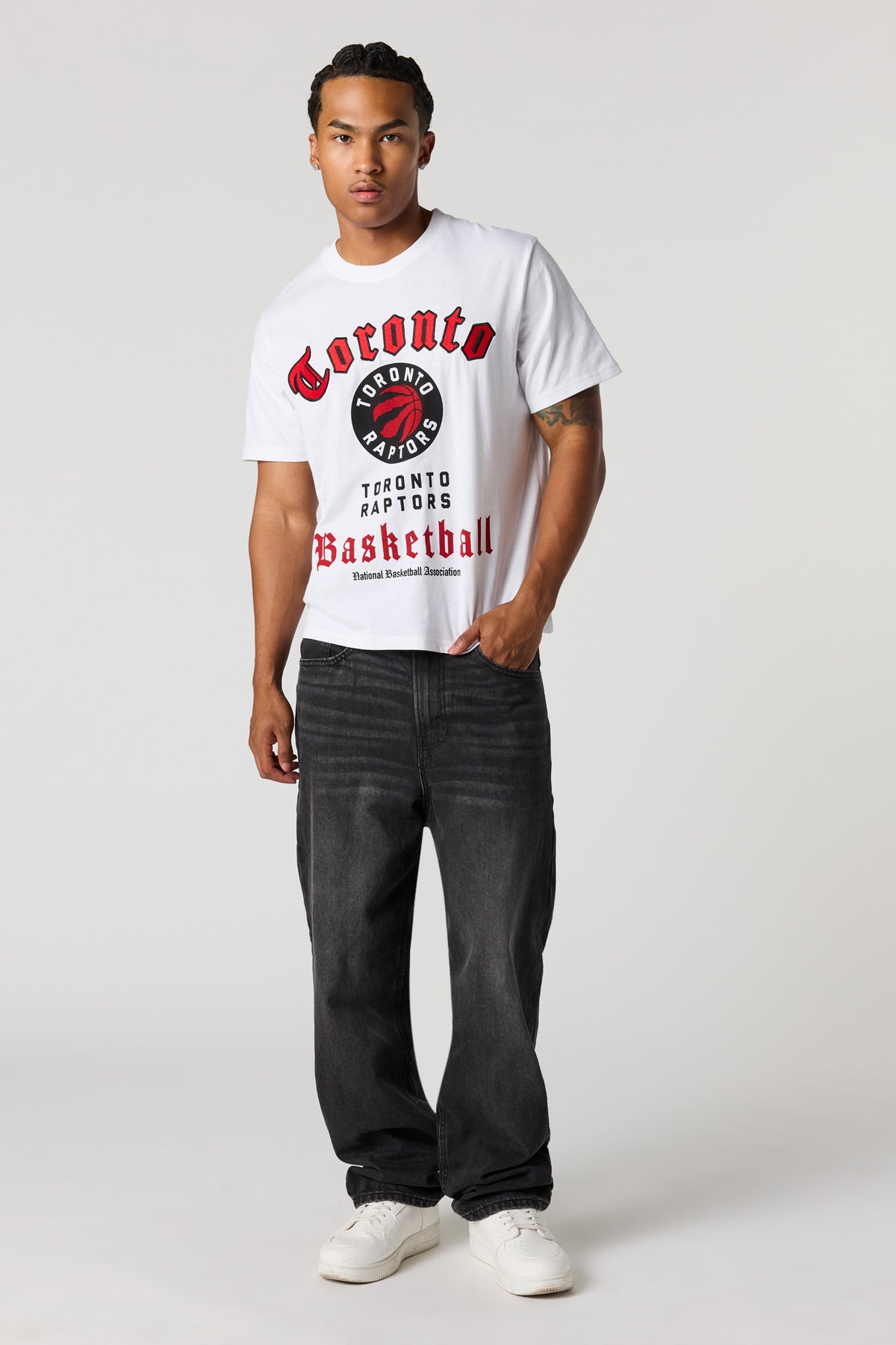 Alt View 3. Toronto Raptors Embroidered Graphic T-Shirt - White