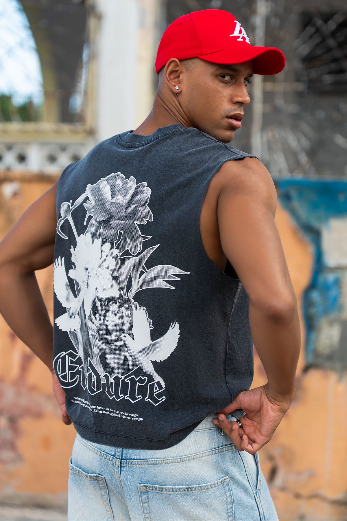 Endure Graphic Washed Muscle Tank - Black