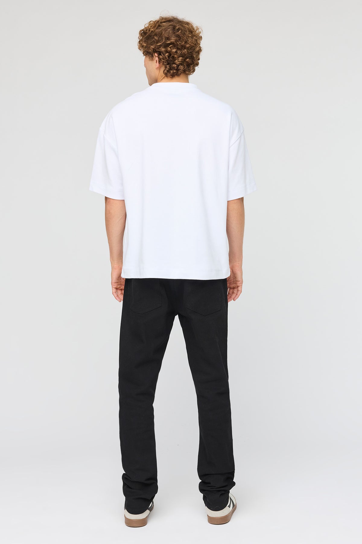 Vue alternative 3. Jean mince extensible noir