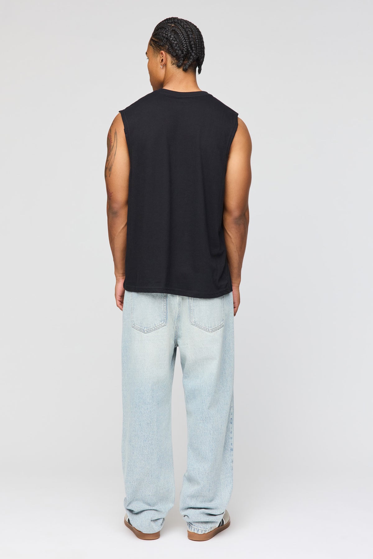 Alt View 3. Baggy Washed Light Jean - Light Denim Blue