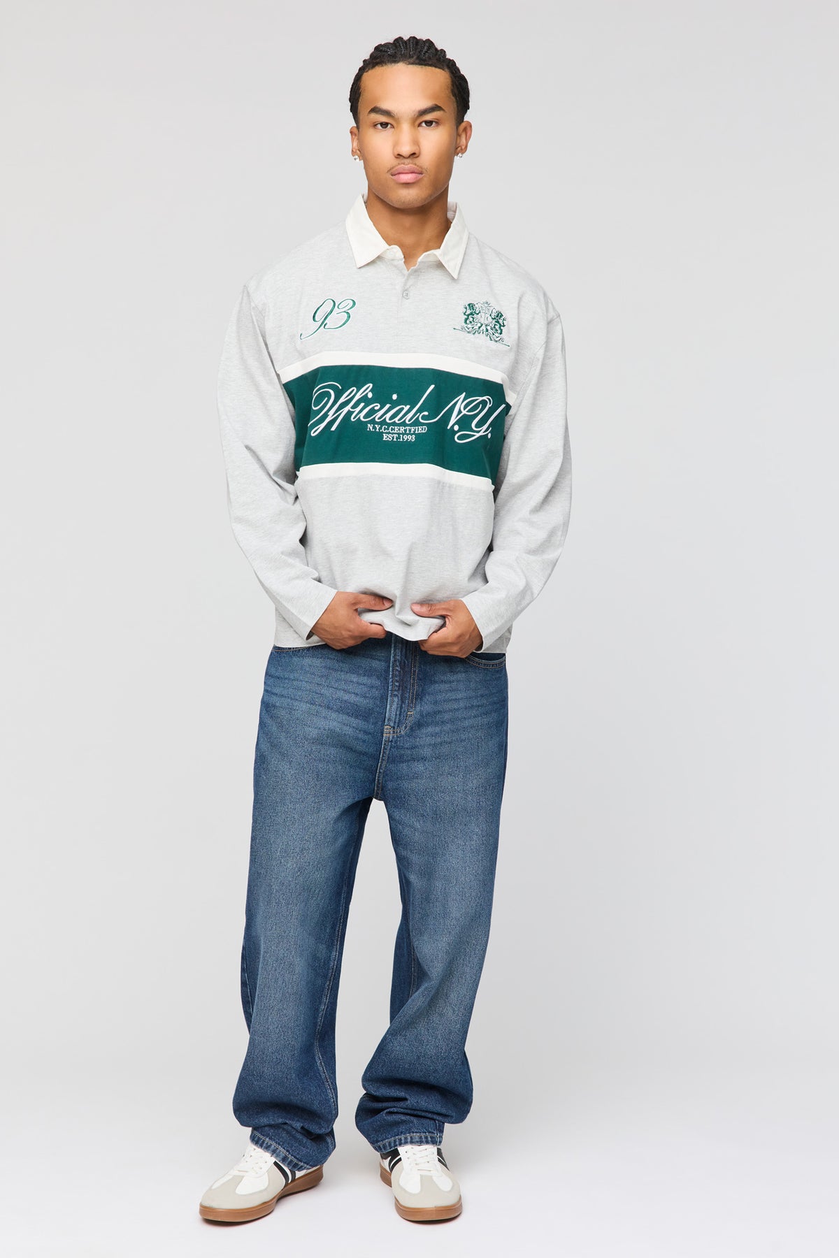 Alt View 2. Baggy Washed Dark Jean - Denim Blue