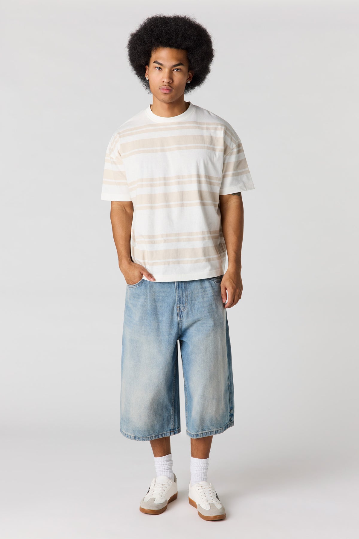 Alt View 3. Striped Relaxed T-Shirt - Natural