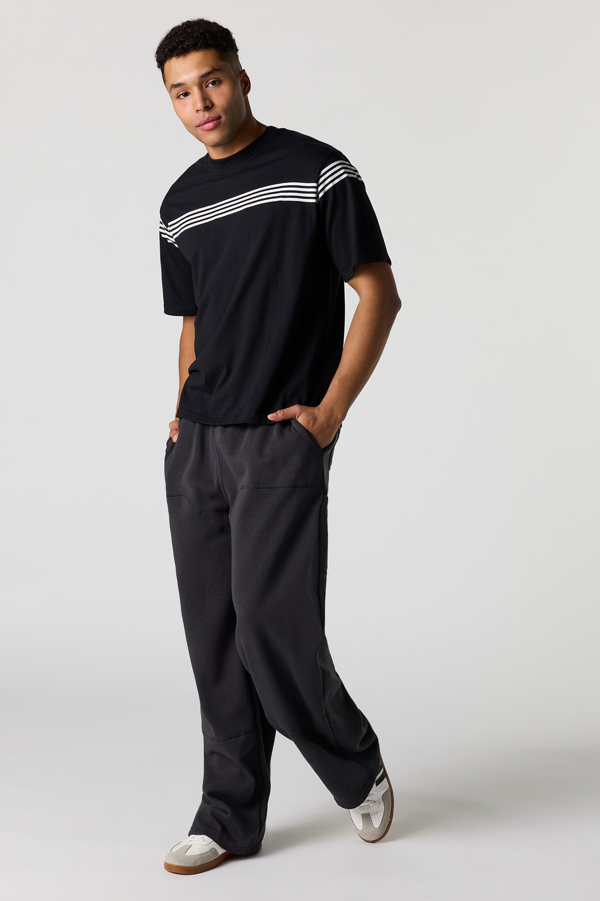 Alt View 3. Striped T-Shirt - Black